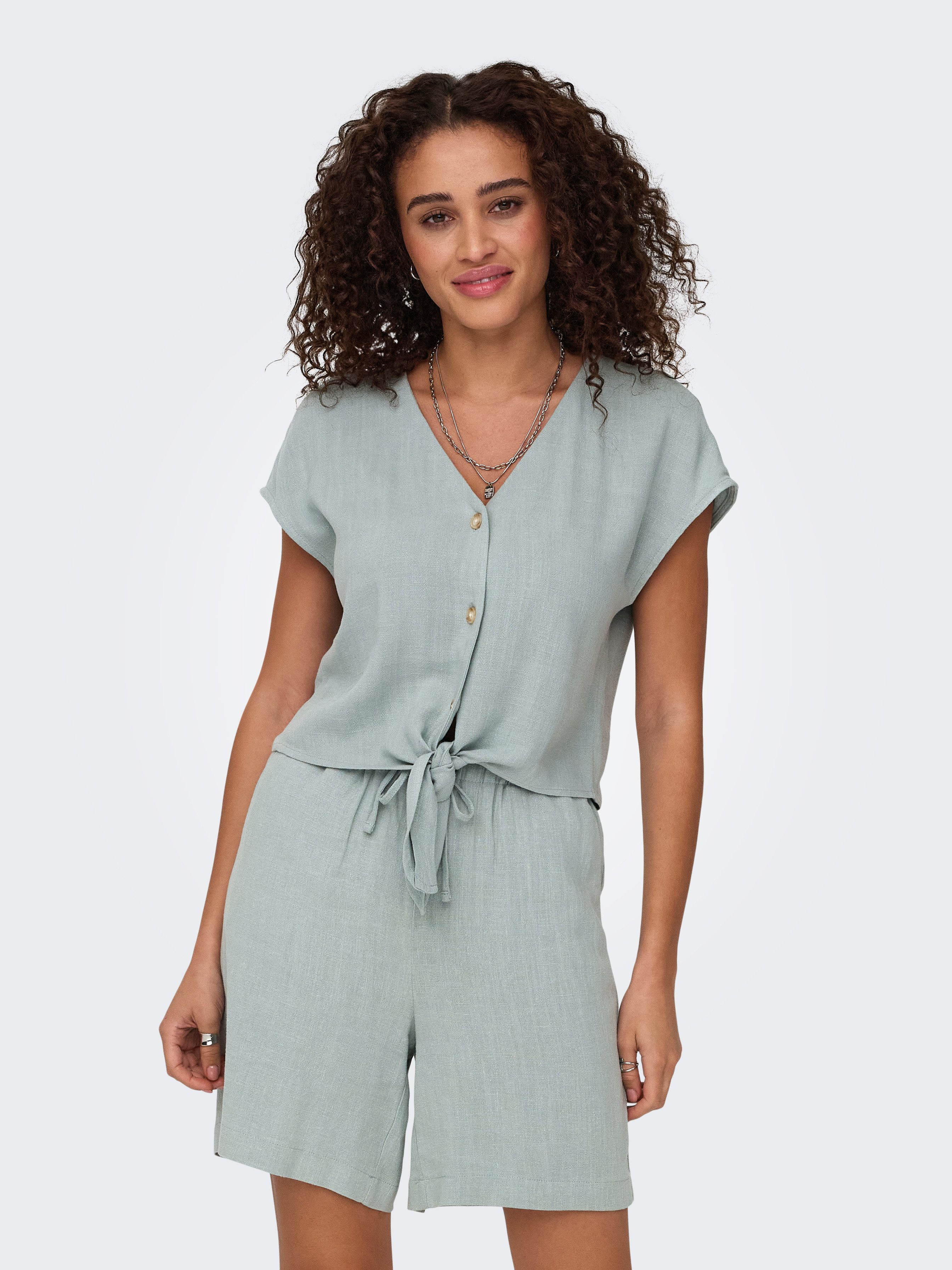 ONLY Kurzarmbluse ONLSIESTA SS KNOT LIN BL SHIRT PNT NOOS Viskosemischung, regular fit