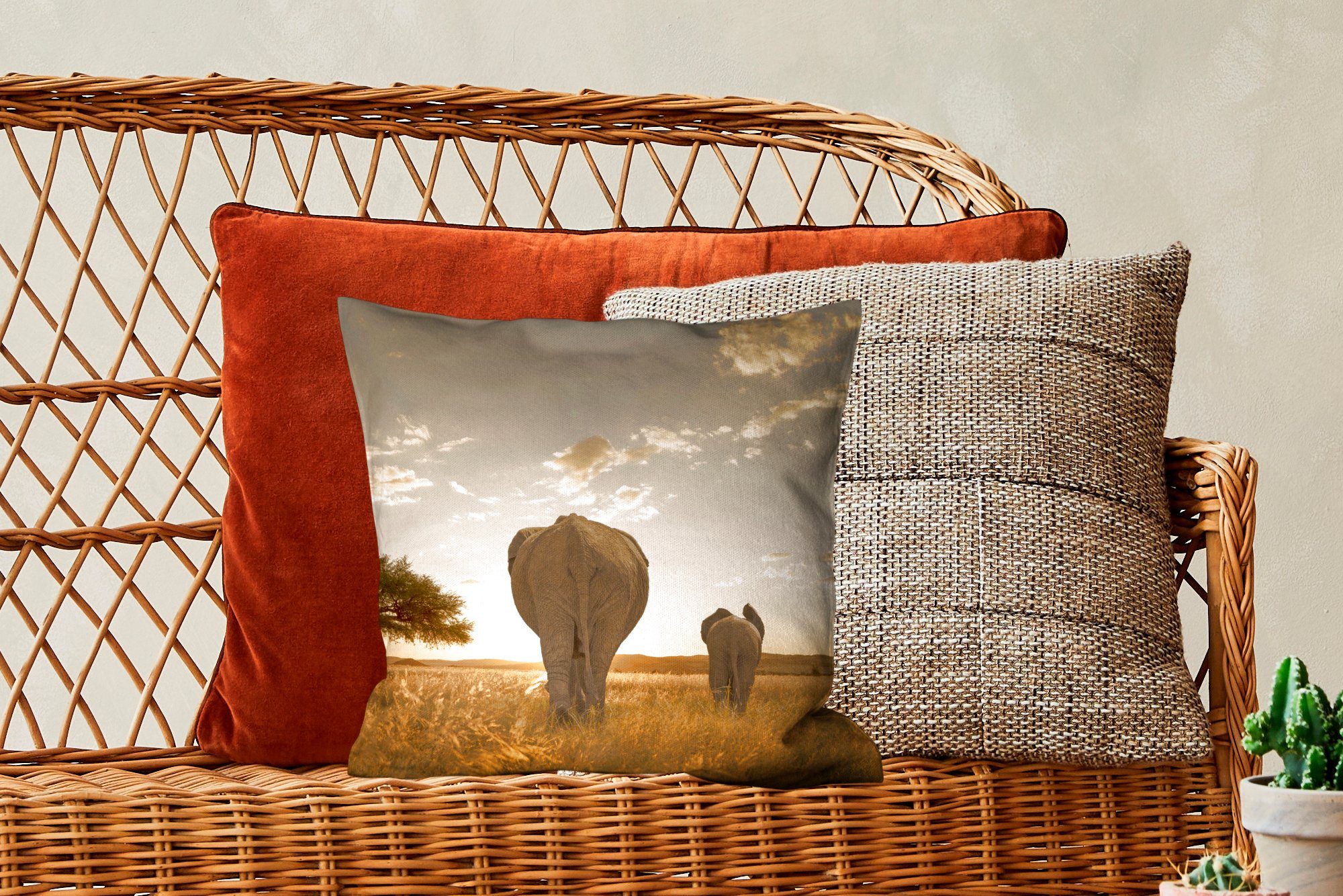 MuchoWow Dekokissen Elefant - mit Deko, Wohzimmer, Füllung - Zierkissen für Schlafzimmer, Sonne Sofakissen Safari