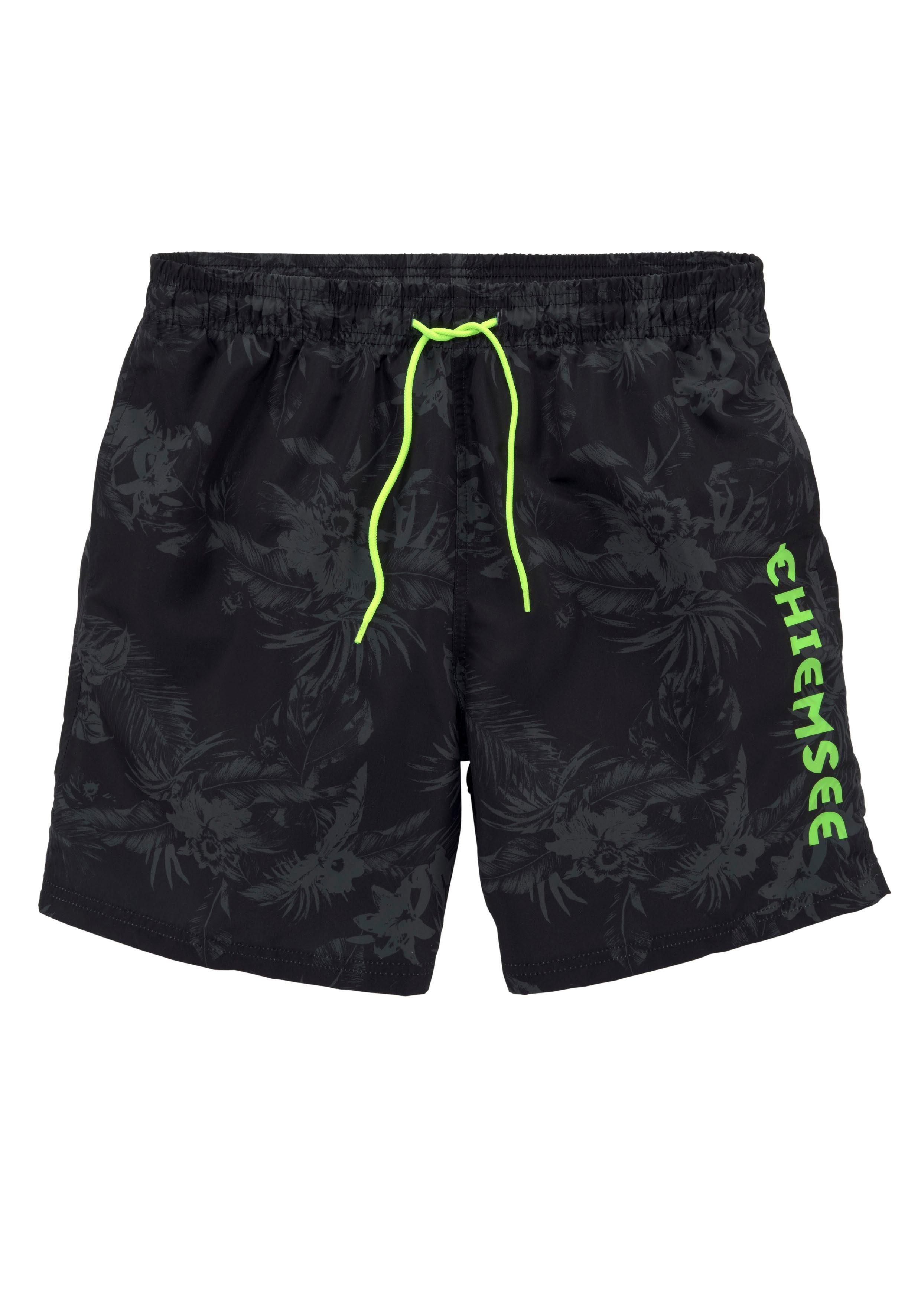 Chiemsee Badeshorts Esra mit Dschungelprint – Bild 2 von 5