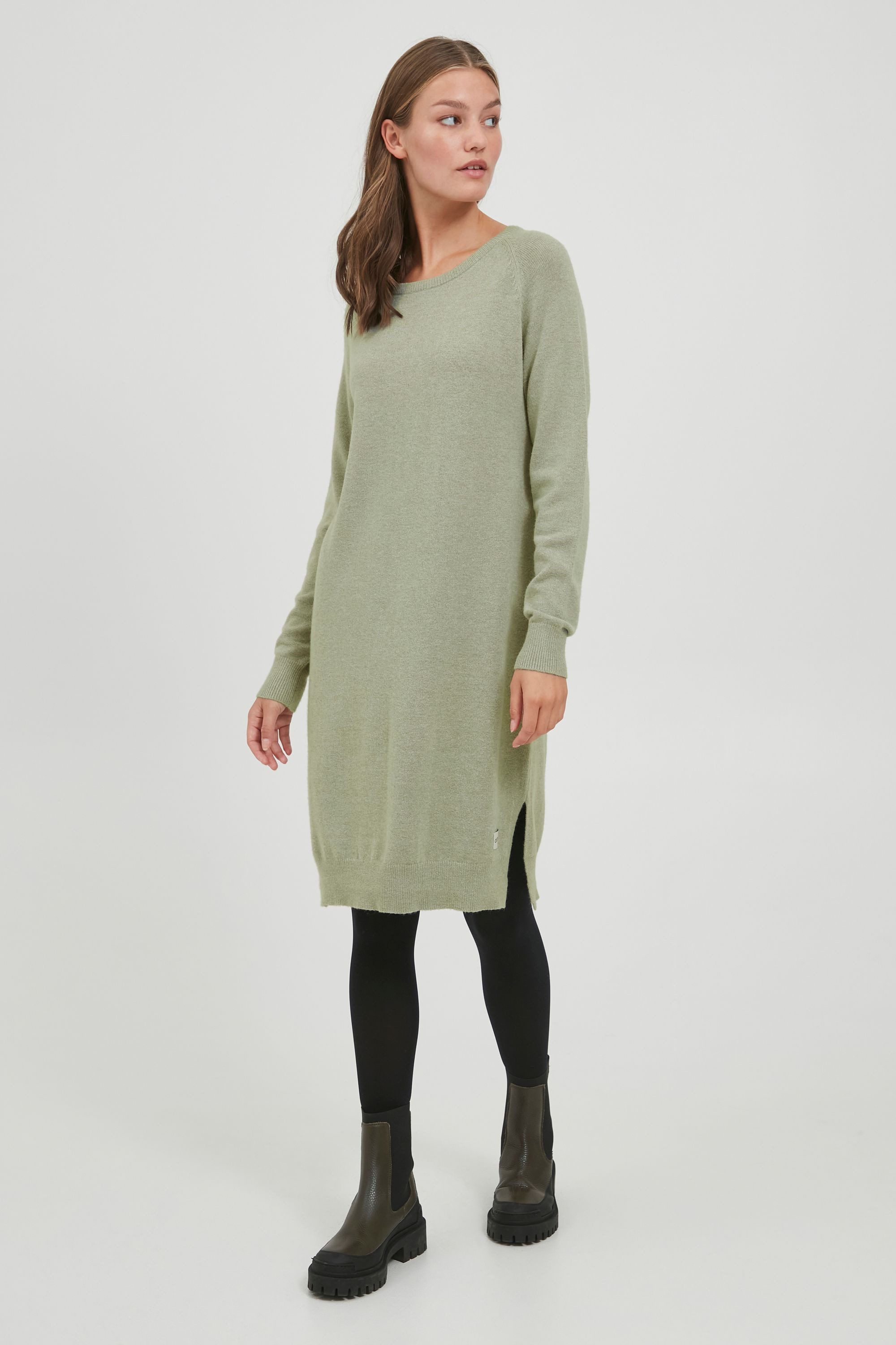 OXMO Strickkleid OXMareen Feinstrickkleid mit Rundhalsausschnitt günstig online kaufen