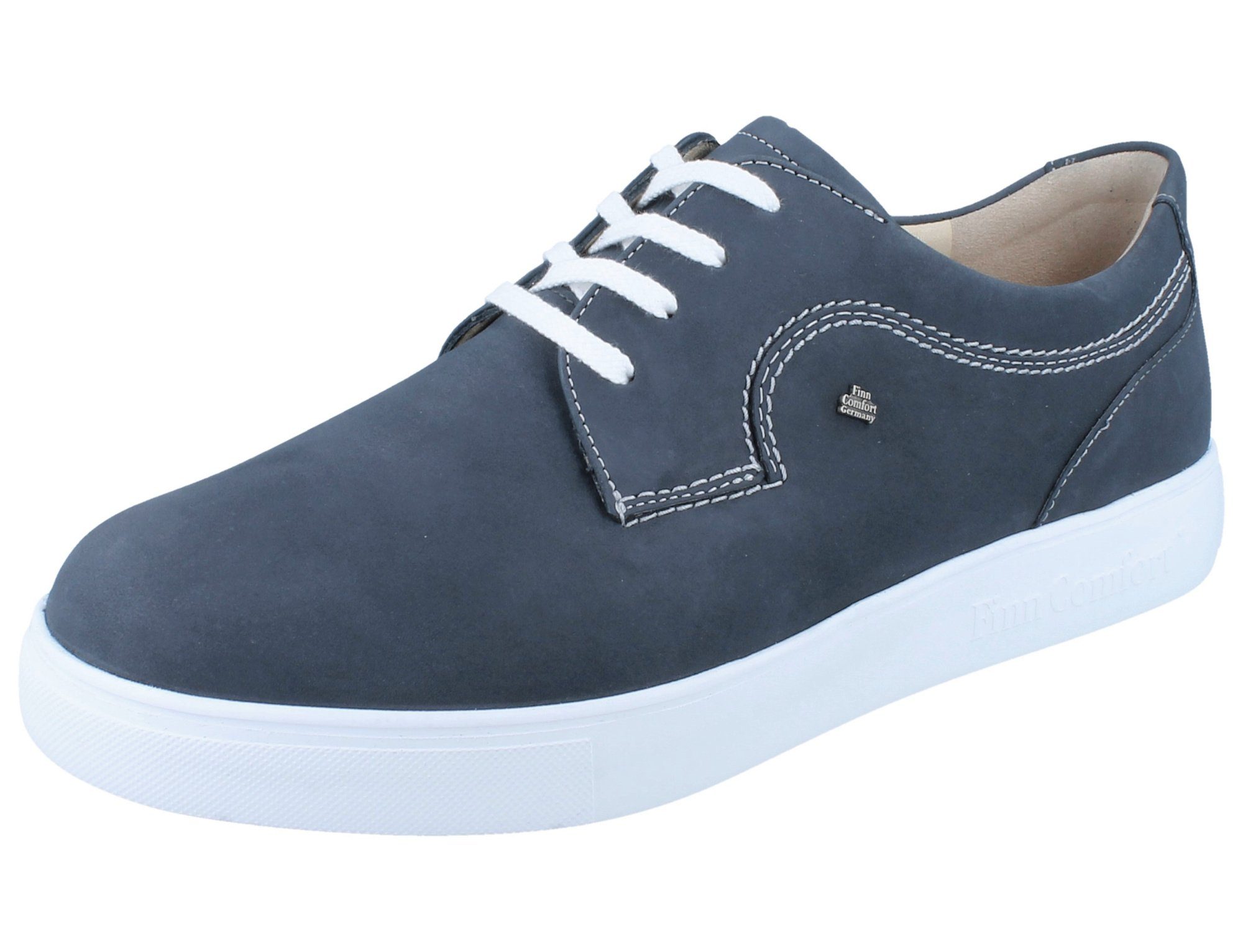 Schnürschuh