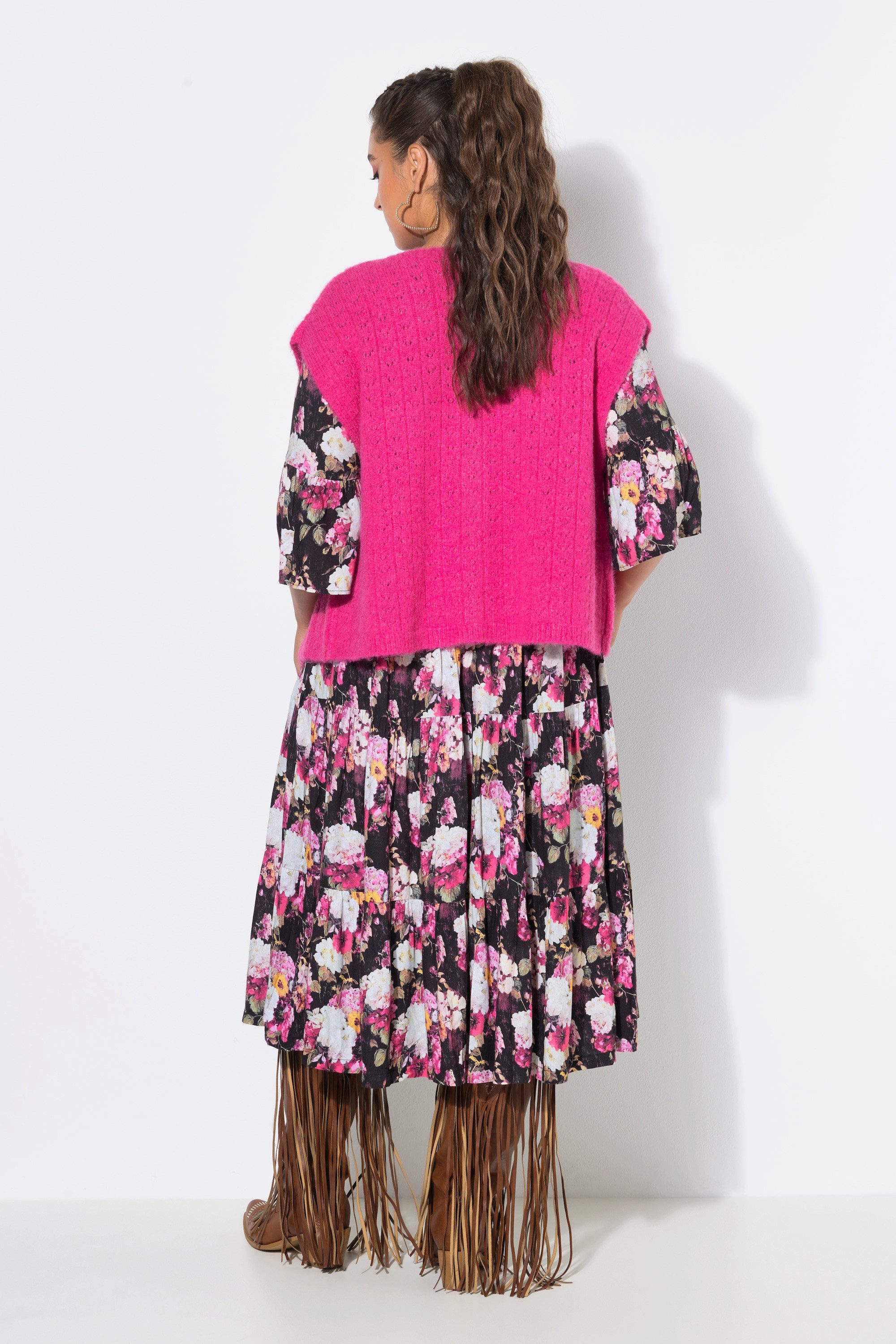 Studio Untold Strickjacke Strickweste Ajourstrick Schmuckknöpfe