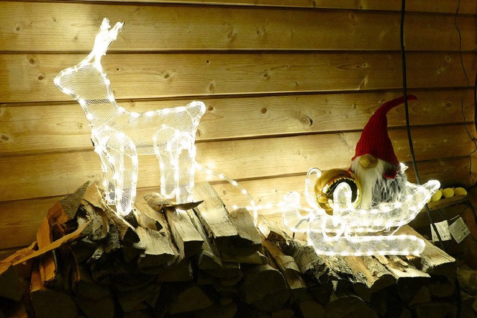 Gartenpirat LED Dekofigur Rentier mit Schlitten günstig online kaufen