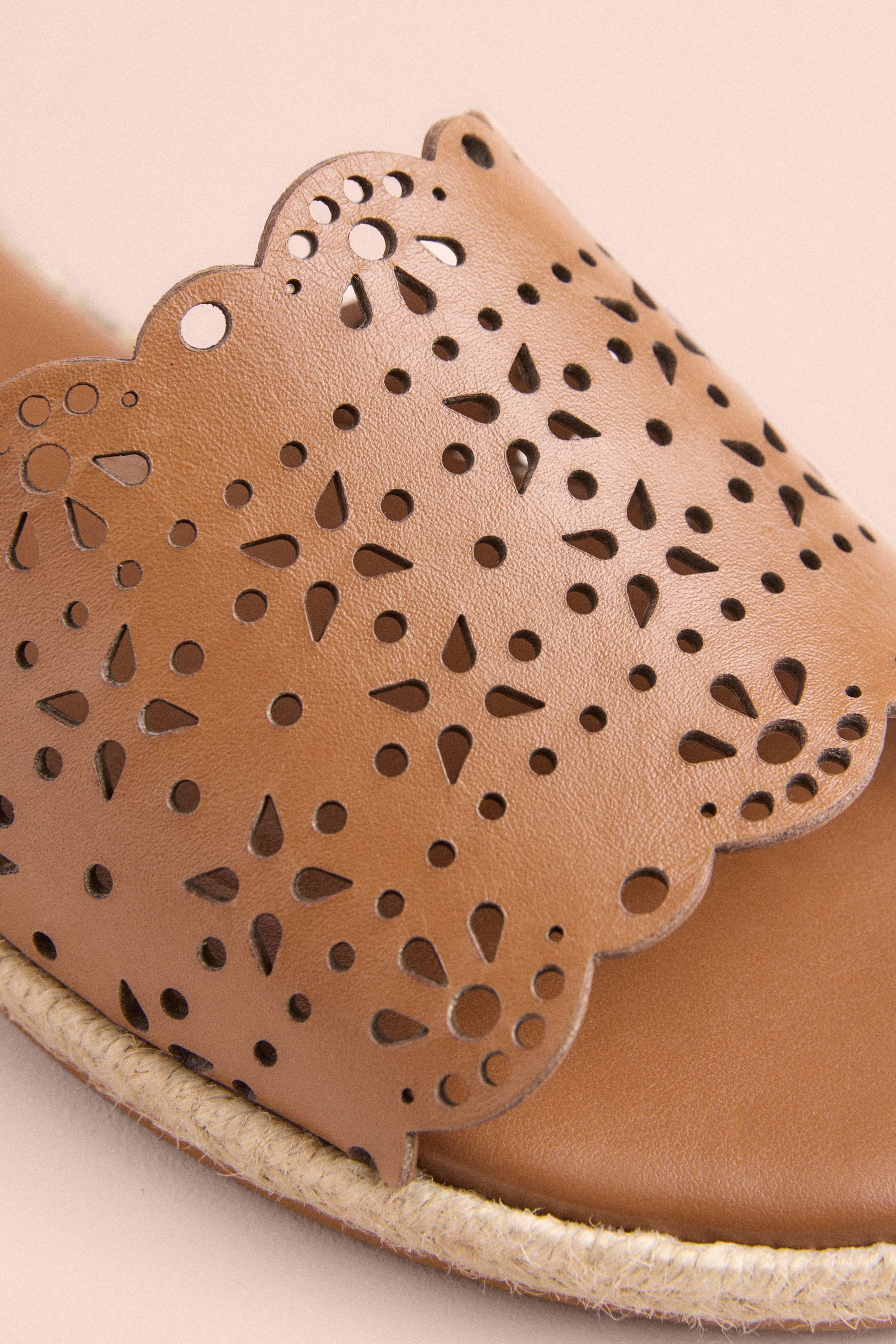 Next Runde Tabitha Simmons x Next Darcy Pantoletten Espadrille (1-tlg)
