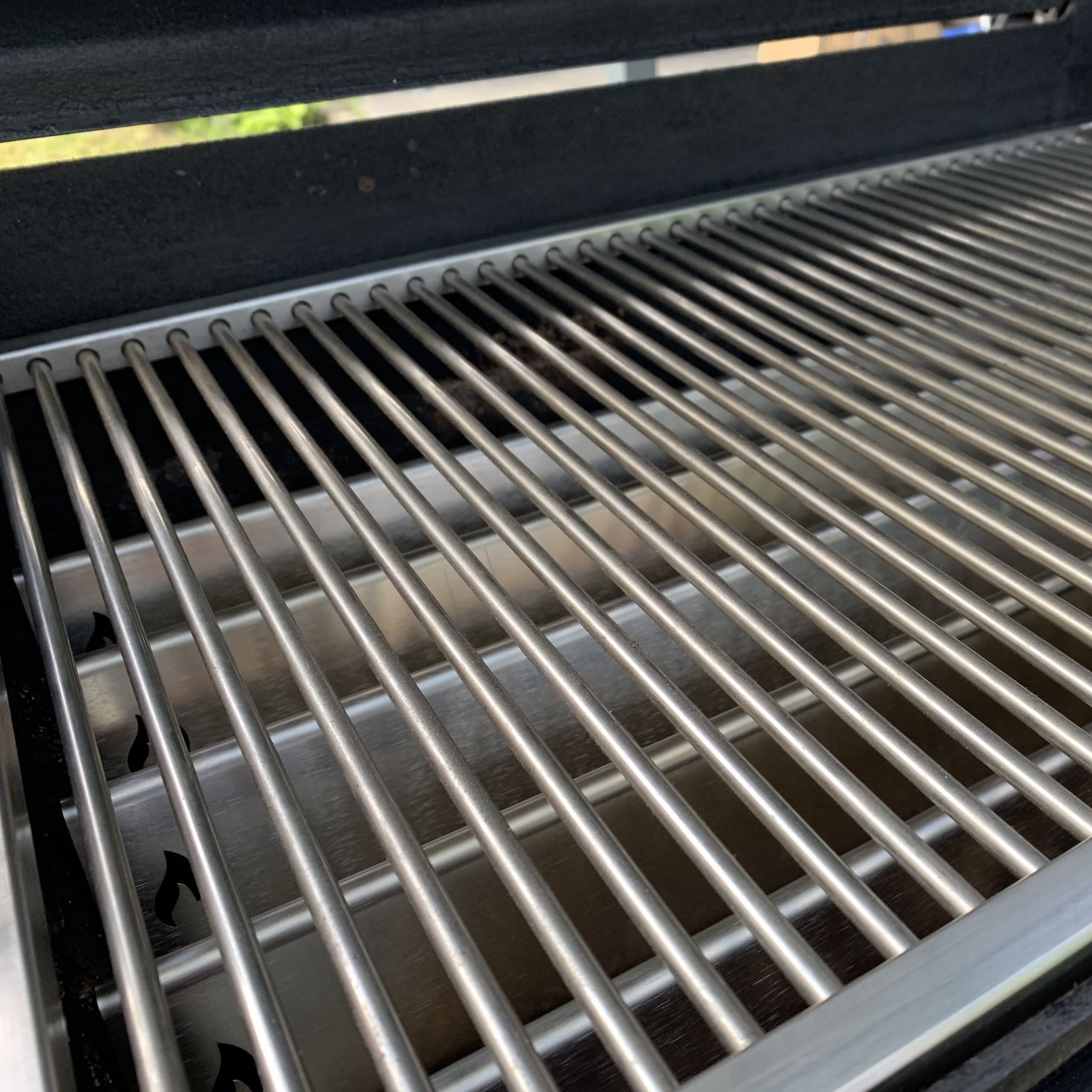 Grillrost.com BBQ Grillrost BBQ Brennerabdeckung 395x150mm, Made in Germany