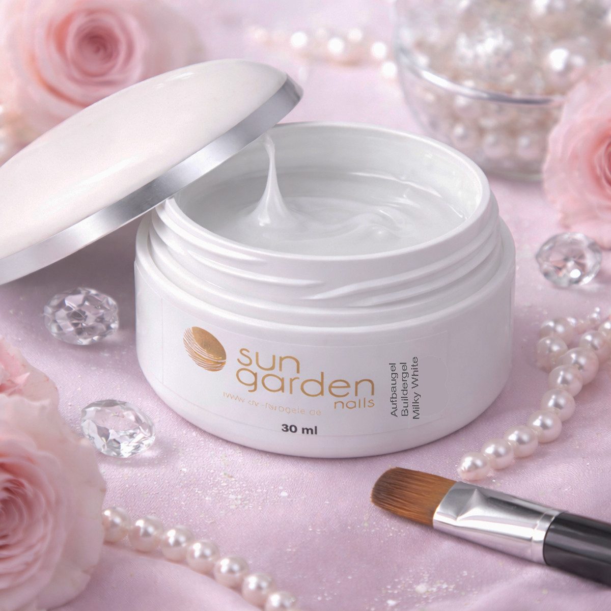 Sun Garden Nails UV-Gel 30 ml UV Aufbaugel - Milky white michig weisses Gel Make Up Gel, Dieses Gel eignet sich als Aufbaugel sowie für natürliche Frenchnägel