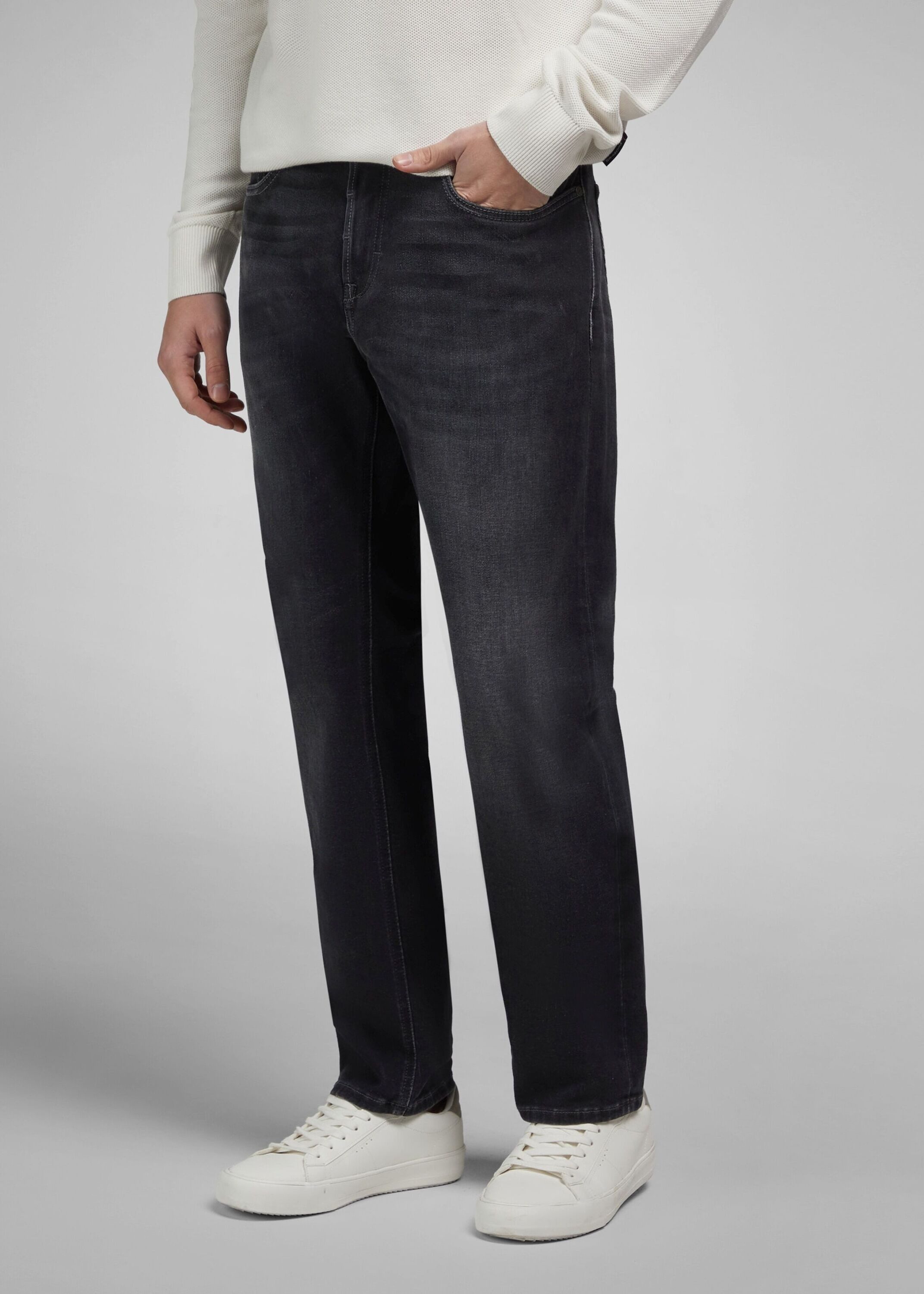 Tapered-fit-Jeans
