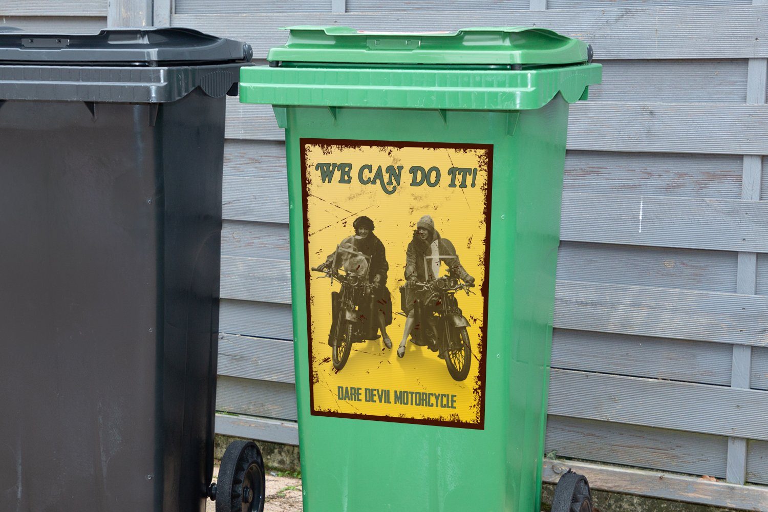 MuchoWow Wandsticker Motorrad - Retro Frauen Zeichnung (1 Container, Abfalbehälter - - Sticker, Mülleimer-aufkleber, St), Mülltonne