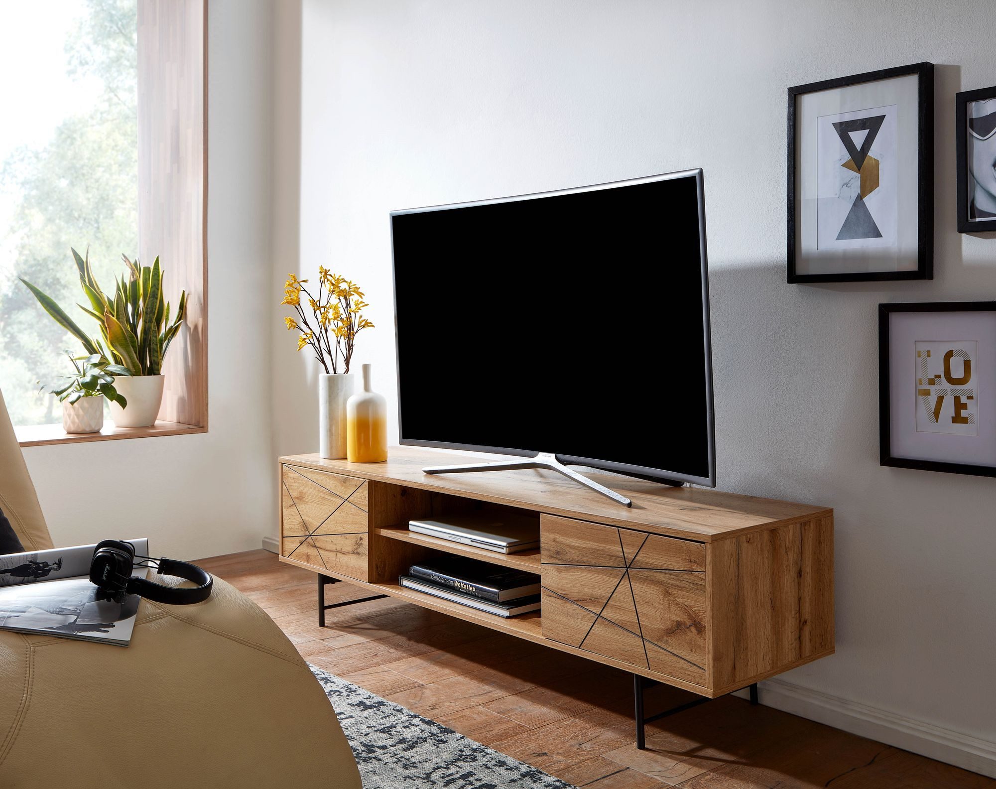furnicato Lowboard TV-Unterschrank 160x45x40 cm Braun (1 St), TV-Lowboard mit Kabeldurchlass und Ablage für dein Wohnzimmer