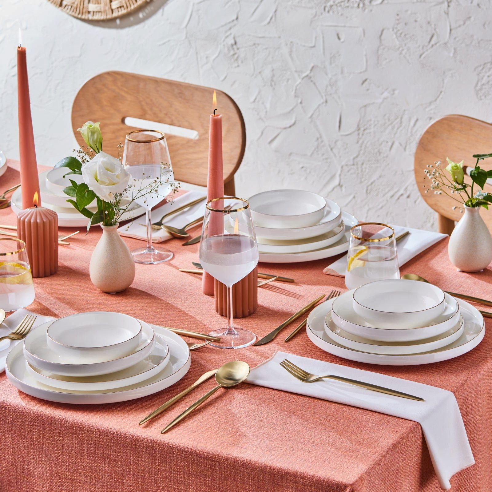 Karaca Geschirr-Set Karaca Streamline New Saturn Gold 24-tlg Set 6 Personen, Bone China, Edles Design mit Goldrand, Handwäsche empfohlen