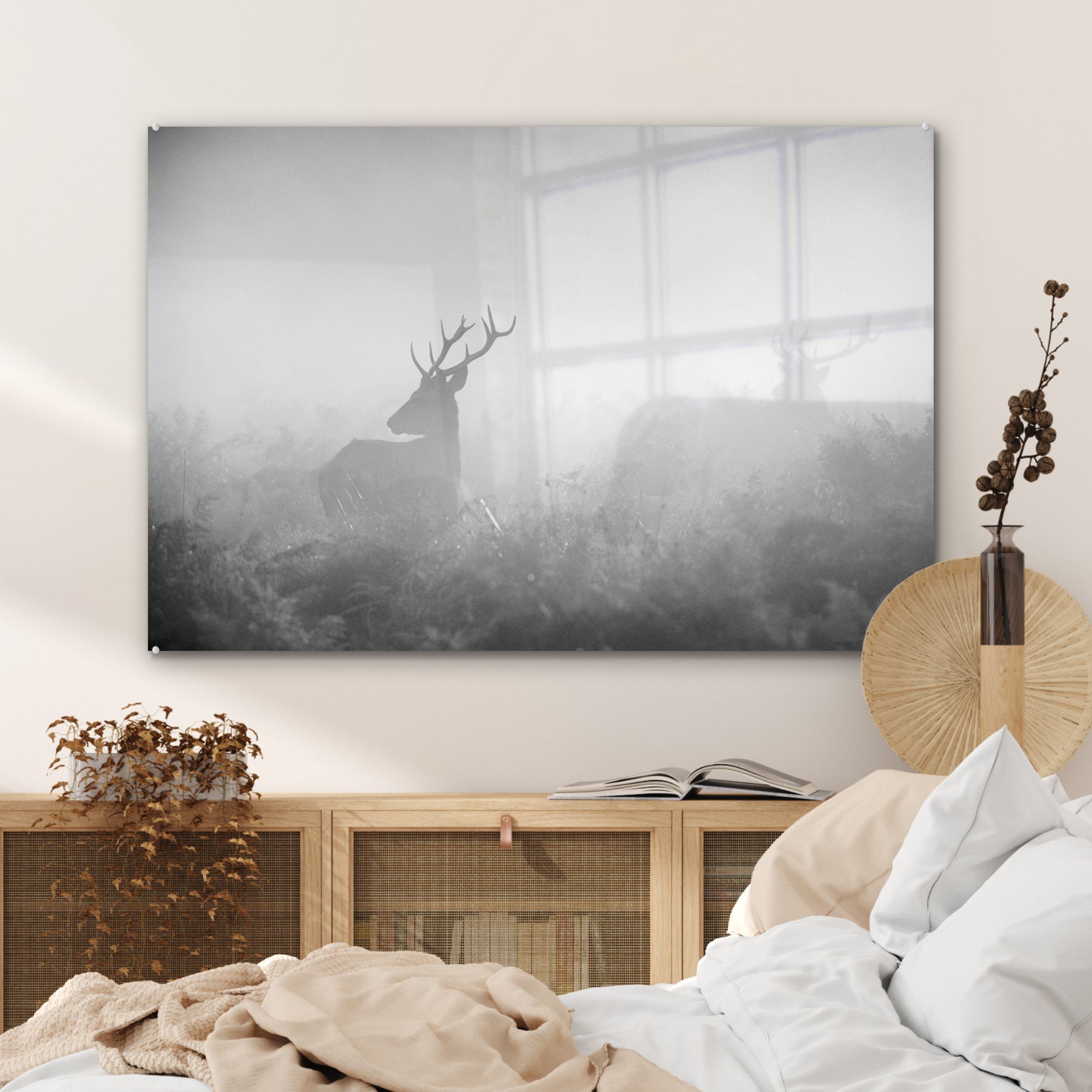 und im Wohnzimmer Acrylglasbilder Hirsch Nebel (1 MuchoWow weiß, schwarz St), & - Schlafzimmer Acrylglasbild