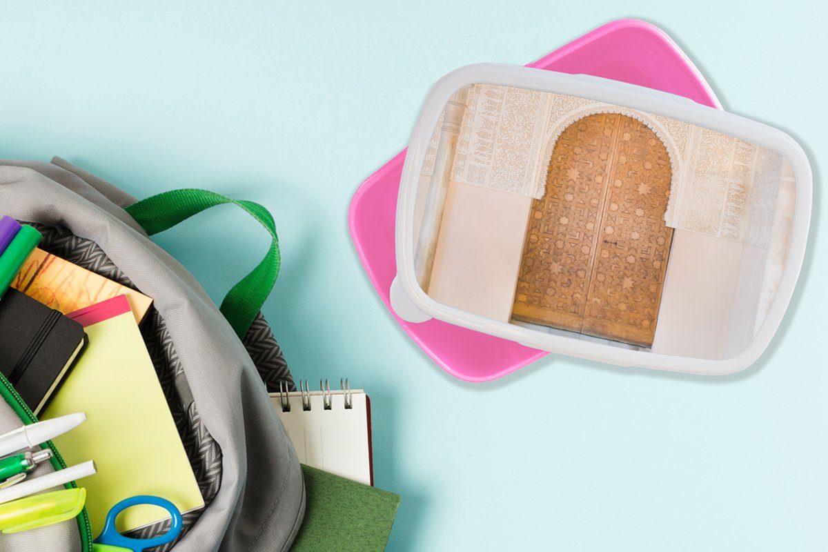 Stein, Snackbox, - Mädchen, Lunchbox MuchoWow Brotbox - Brotdose Kunststoff, - (2-tlg), für Kinder, Tür Erwachsene, rosa Holz Architektur Kunststoff