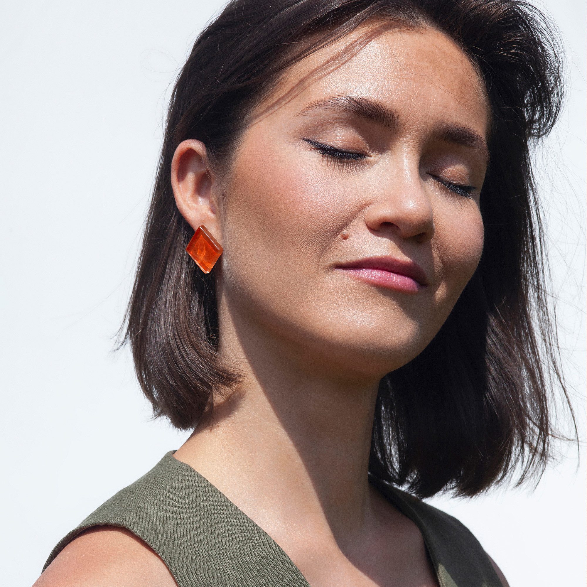 ALEXASCHA Paar Ohrstecker Quadratische Statement Ohrringe aus Glas • handge günstig online kaufen