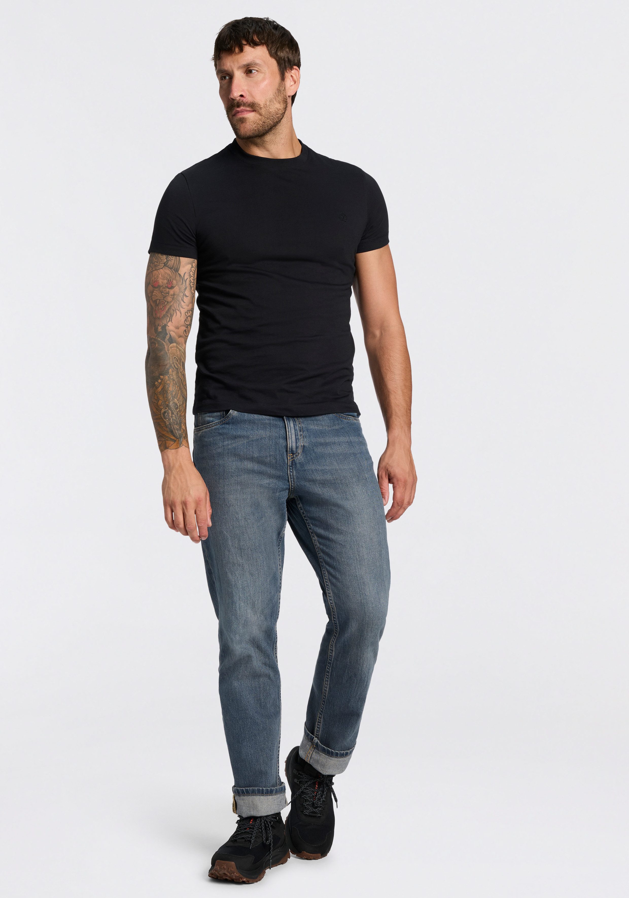 Zum Outfit 11