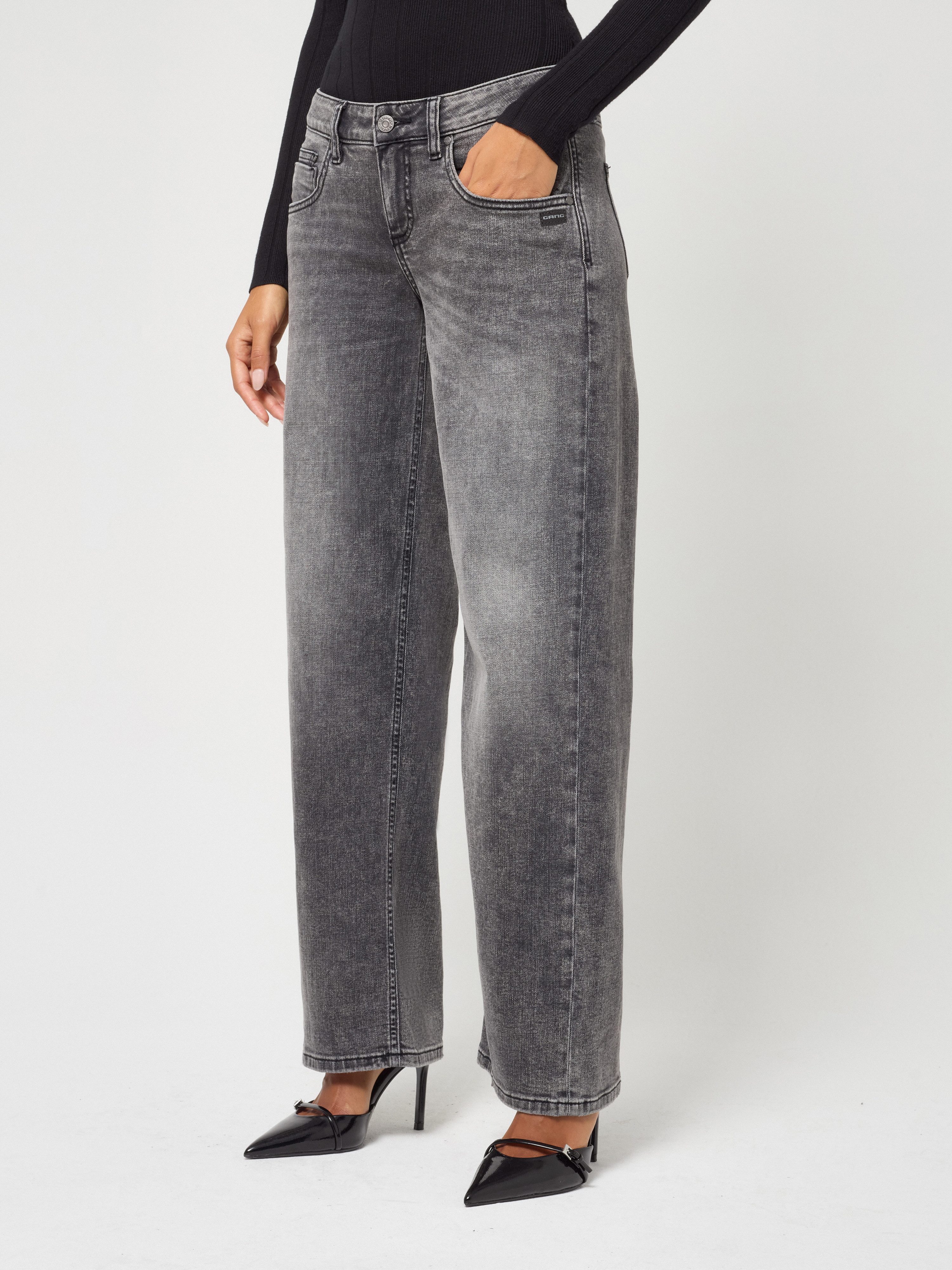 GANG Straight-Jeans 94RIVER mit zusätzlicher kleiner Gesäßtasche