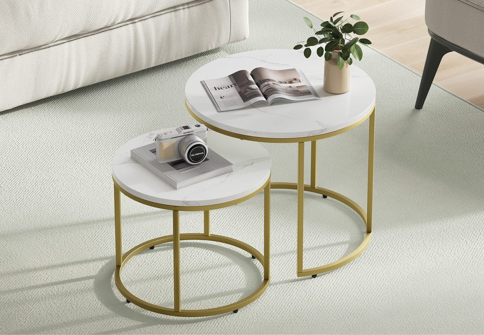Home Collective Couchtisch 2er Set Beistelltisch Loft Design 2in1 Verschachtelung Wohnzimmer, kratzfeste Oberfläche 53cm & 43cm Marmor Optik, goldenen Beinen rund