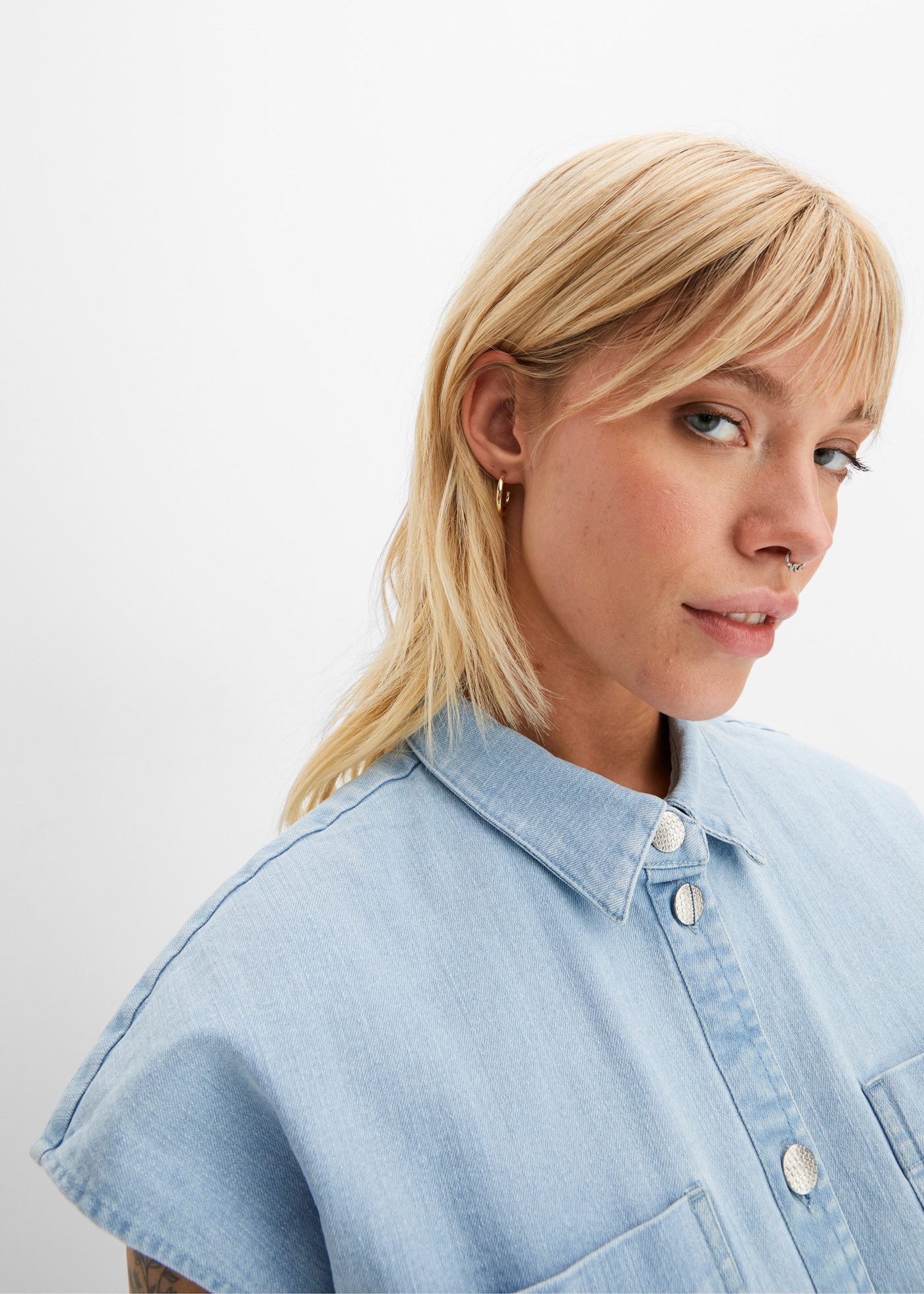 bonprix Jeansbluse kastiger Boxy-Shape, lässig geschnittene Passform, mit B günstig online kaufen