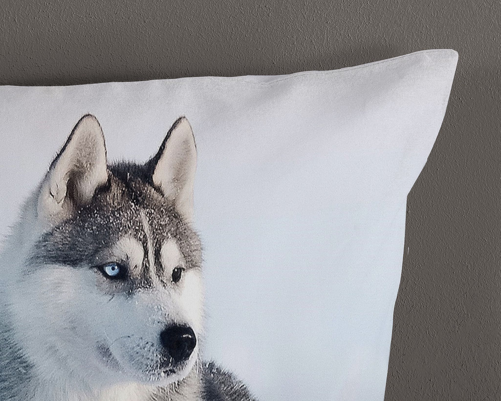 JACK Bettwäsche 135x200cm Arctic Dreams Husky Blue Eyes, Renforcé, 2 teilig, in einer wunderschönen Winterlandschaft – Bild 5 von 5