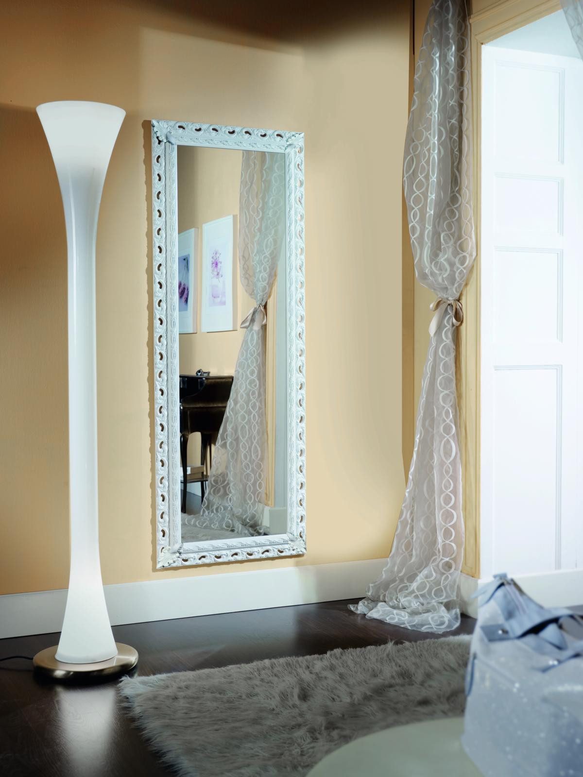 JVmoebel Wandspiegel Eleganter Barockspiegel aus Holz für Wohnzimmer und Flur, Made in Europa