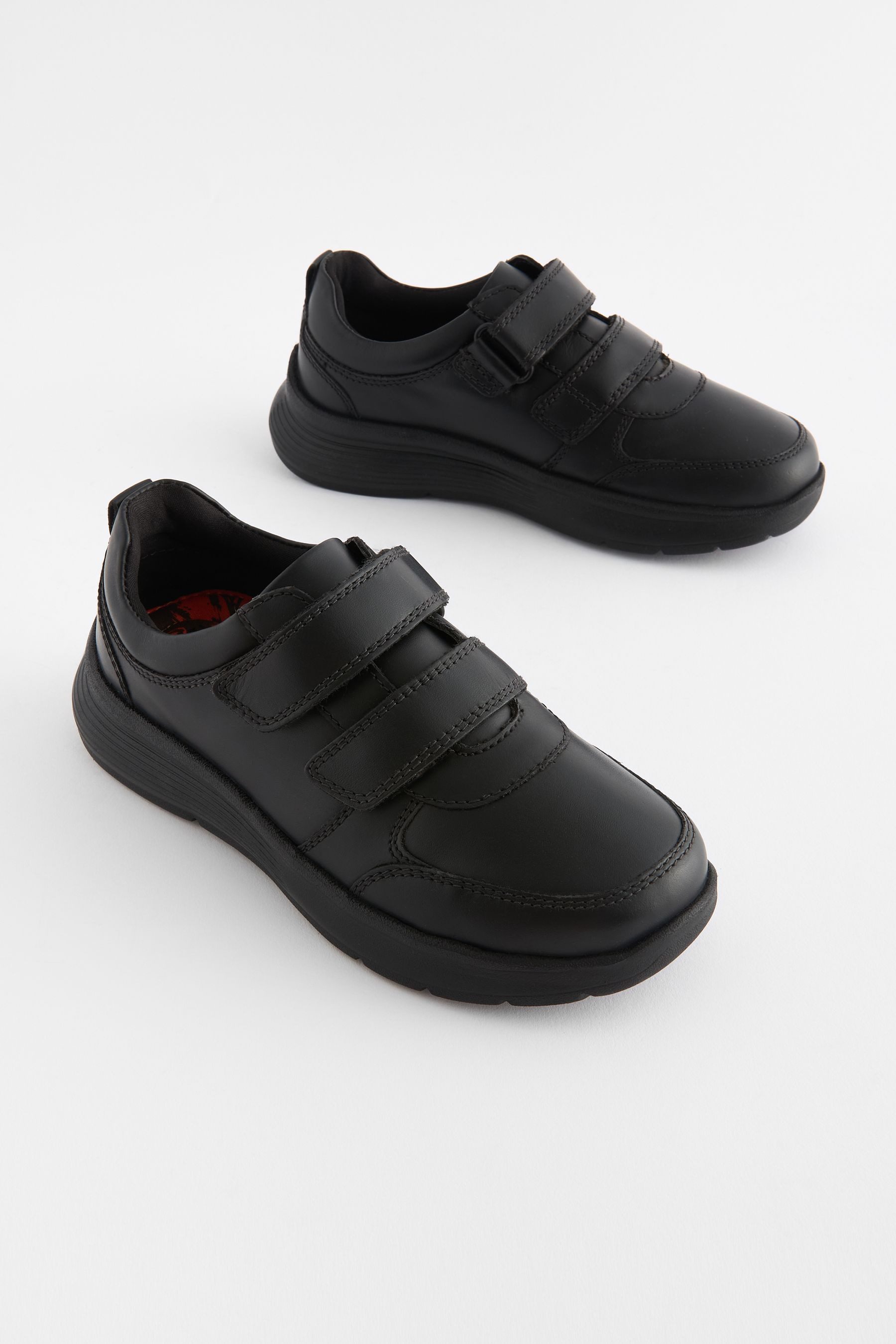 Next Lederschuhe, 2 Klettriemen, weite Passform Klettschuh (1-tlg)