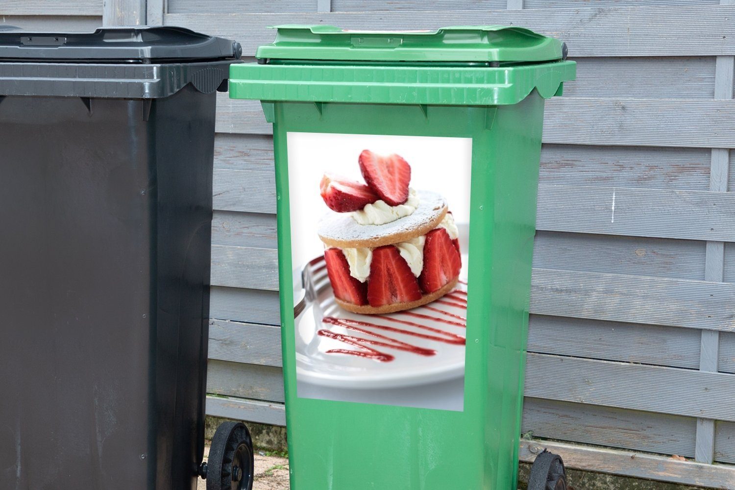 MuchoWow Wandsticker St), Sticker, Container, (1 - Mülleimer-aufkleber, Kuchen Abfalbehälter Sauce Erdbeer - Mülltonne