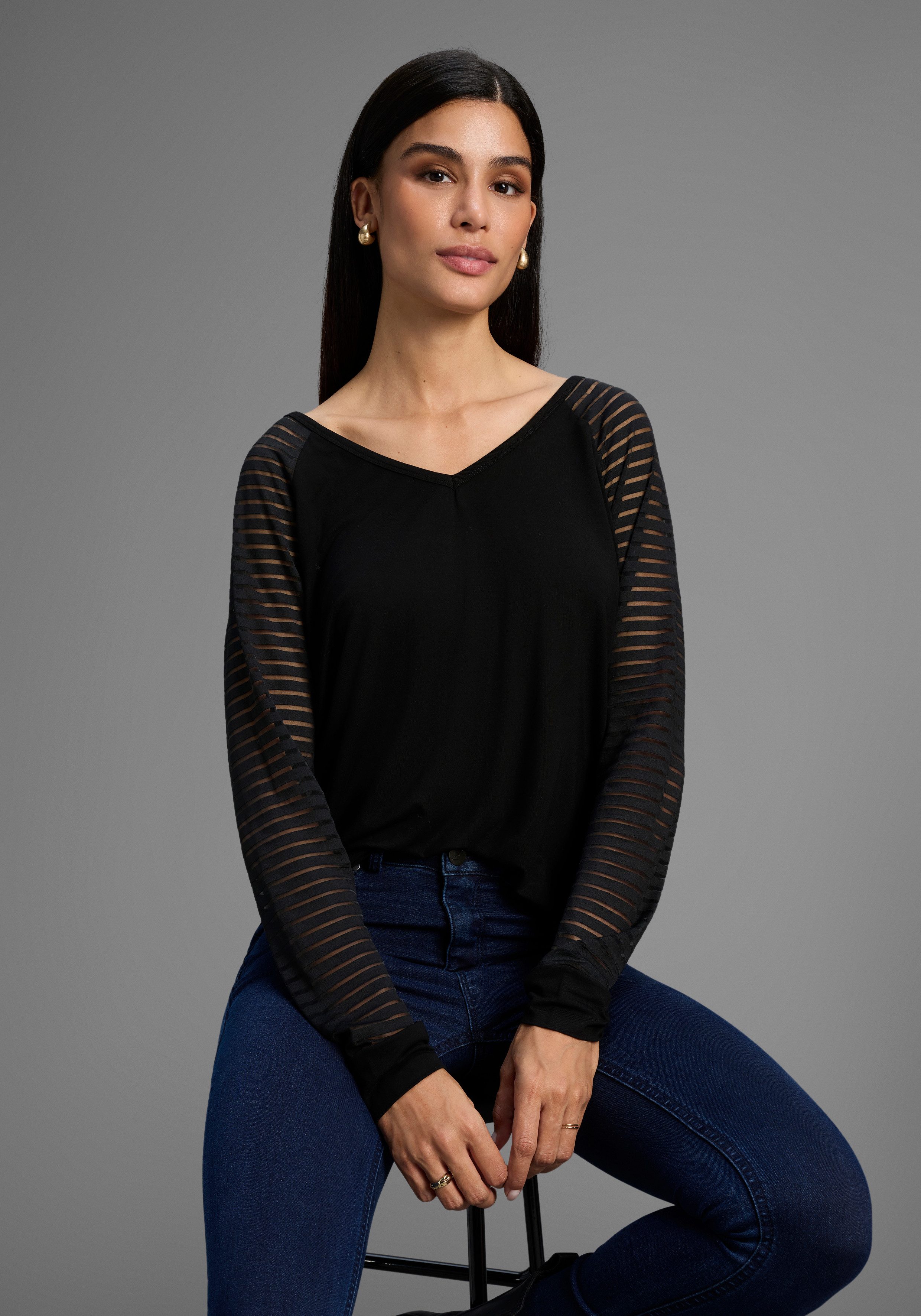 Bruno Banani V-Shirt mit Mesh-Streifen im günstig online kaufen