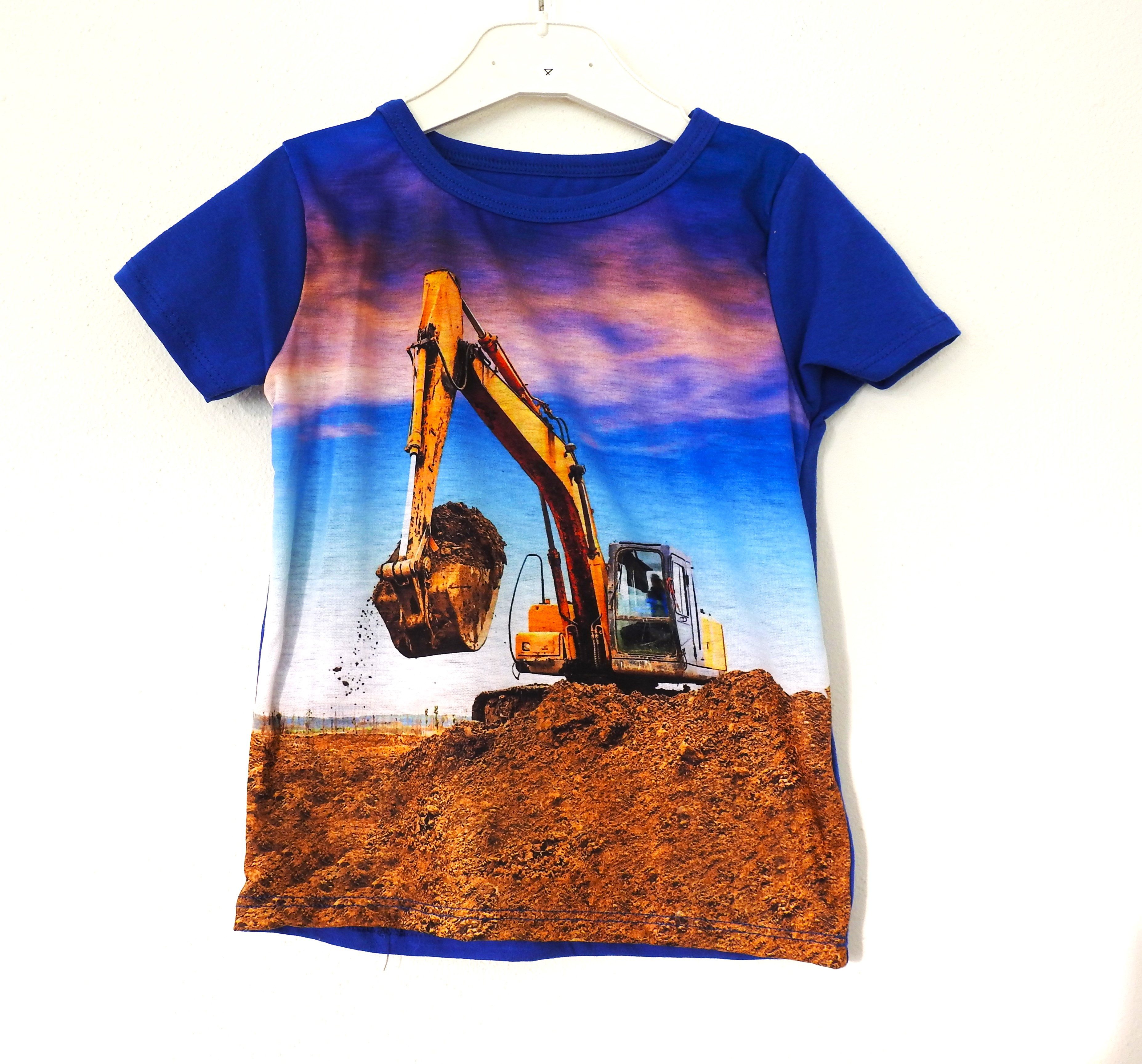 Fashion Shirt & Hose Bodo mit dem Bagger