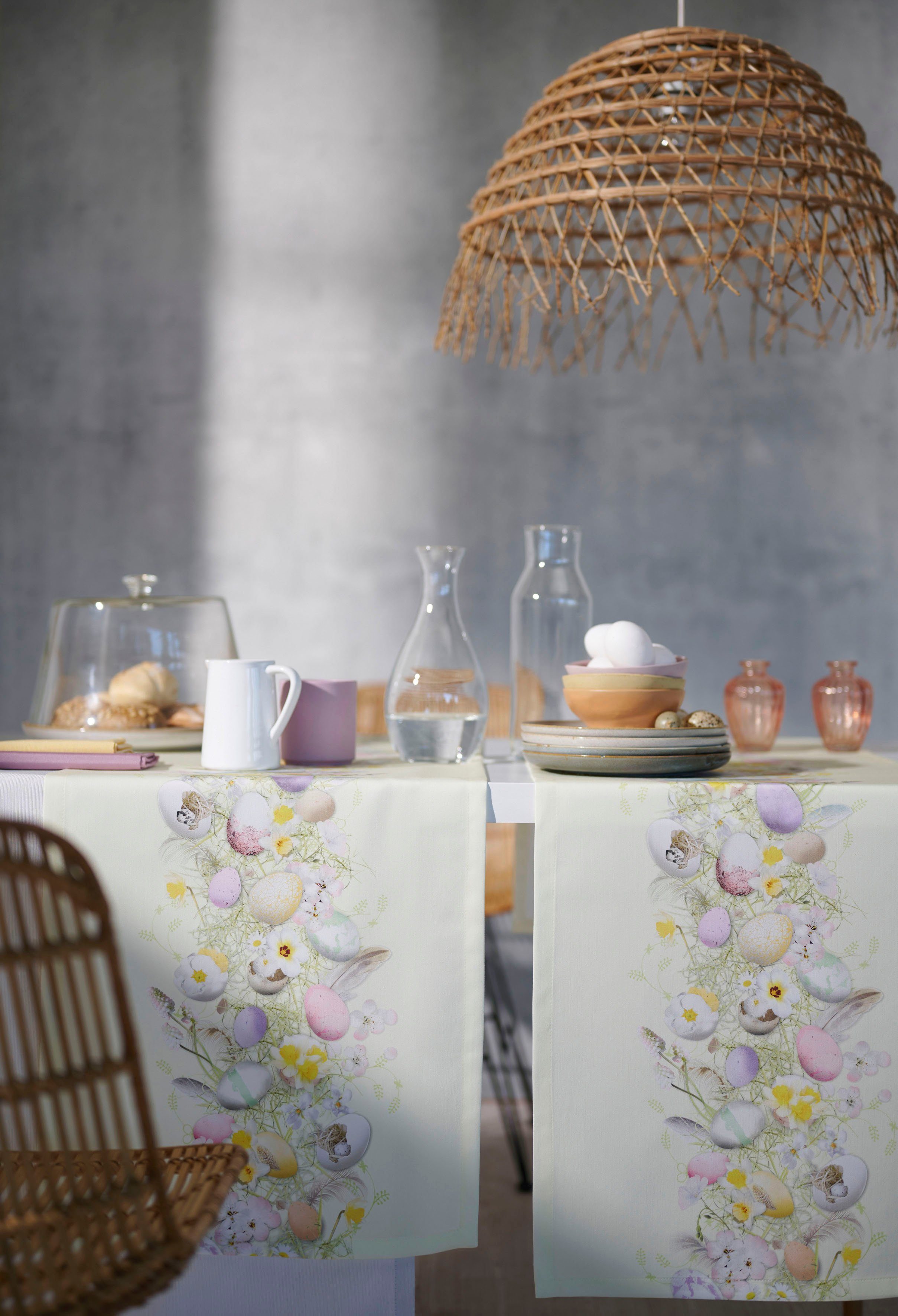 APELT Tischläufer Osterdeko, Ostern bunt Design modisches 6810 (1-tlg), mit Digitaldruck, Blüten HAPPY Ostereiern und EASTER, gelb