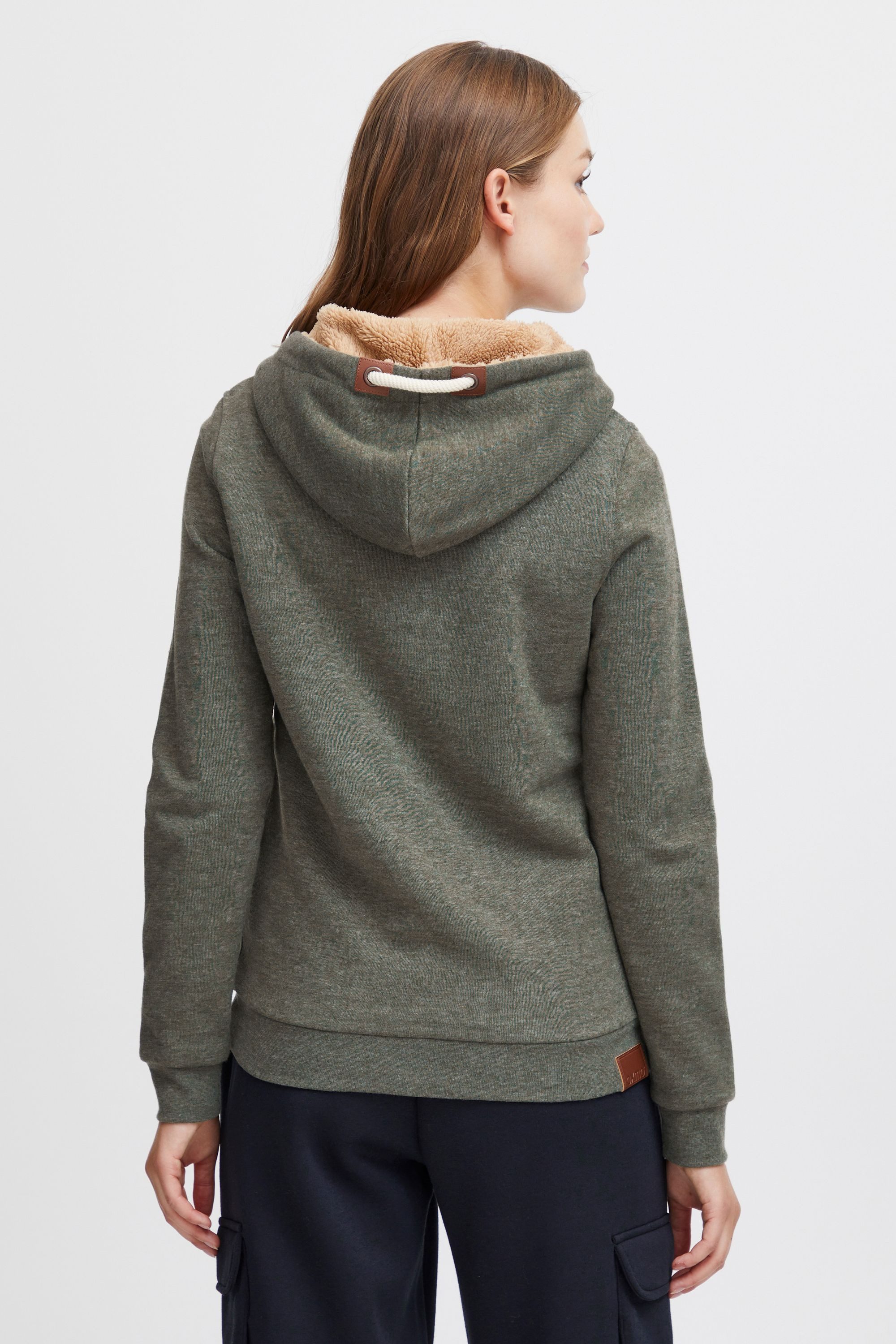 OXMO Kapuzensweatjacke OXVicky Sweatshirtjacke mit Teddyfutter