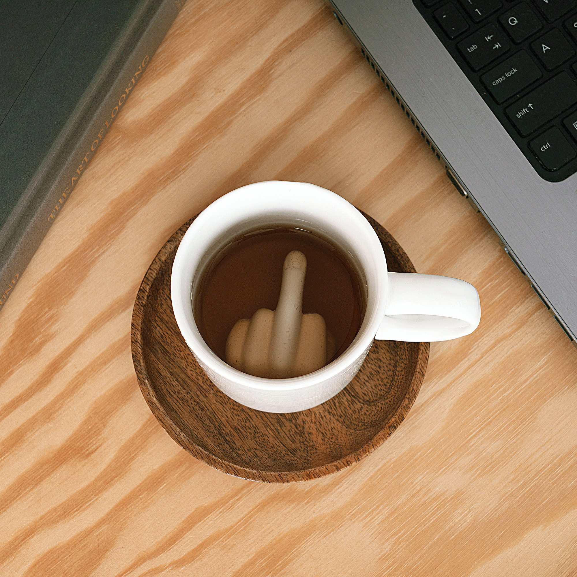 Geschenkehöhle Tasse Kaffetasse mit Mittelfinger - Spülmaschinenfest & Beidseitiger Druck, 330 ml Fassungsvermögen ideal für Kaffee, Tee oder andere Heißgetränk – Bild 4 von 5