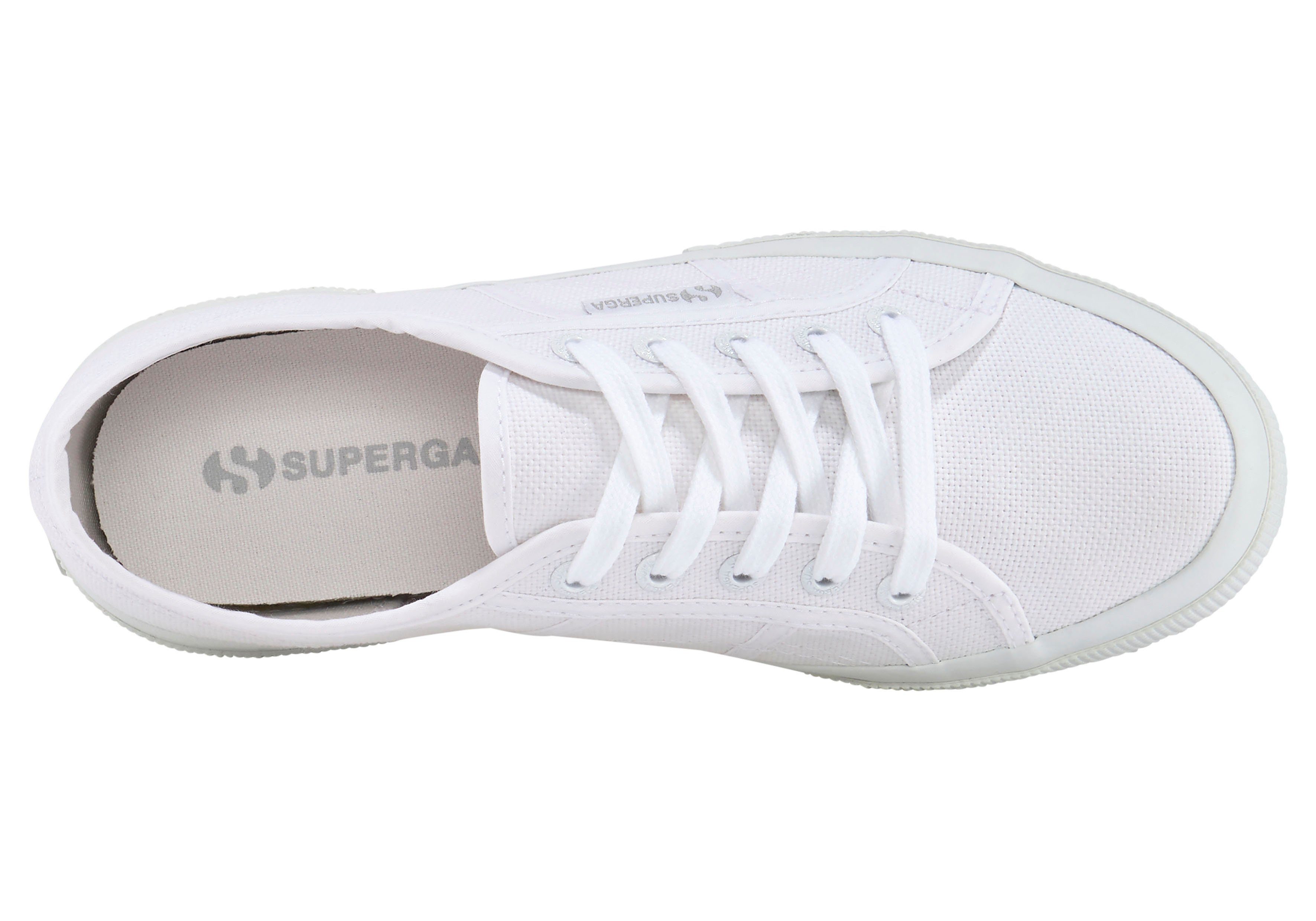 Superga Cotu Classic Sneaker mit klassischem Canvas-Obermaterial reinweiß