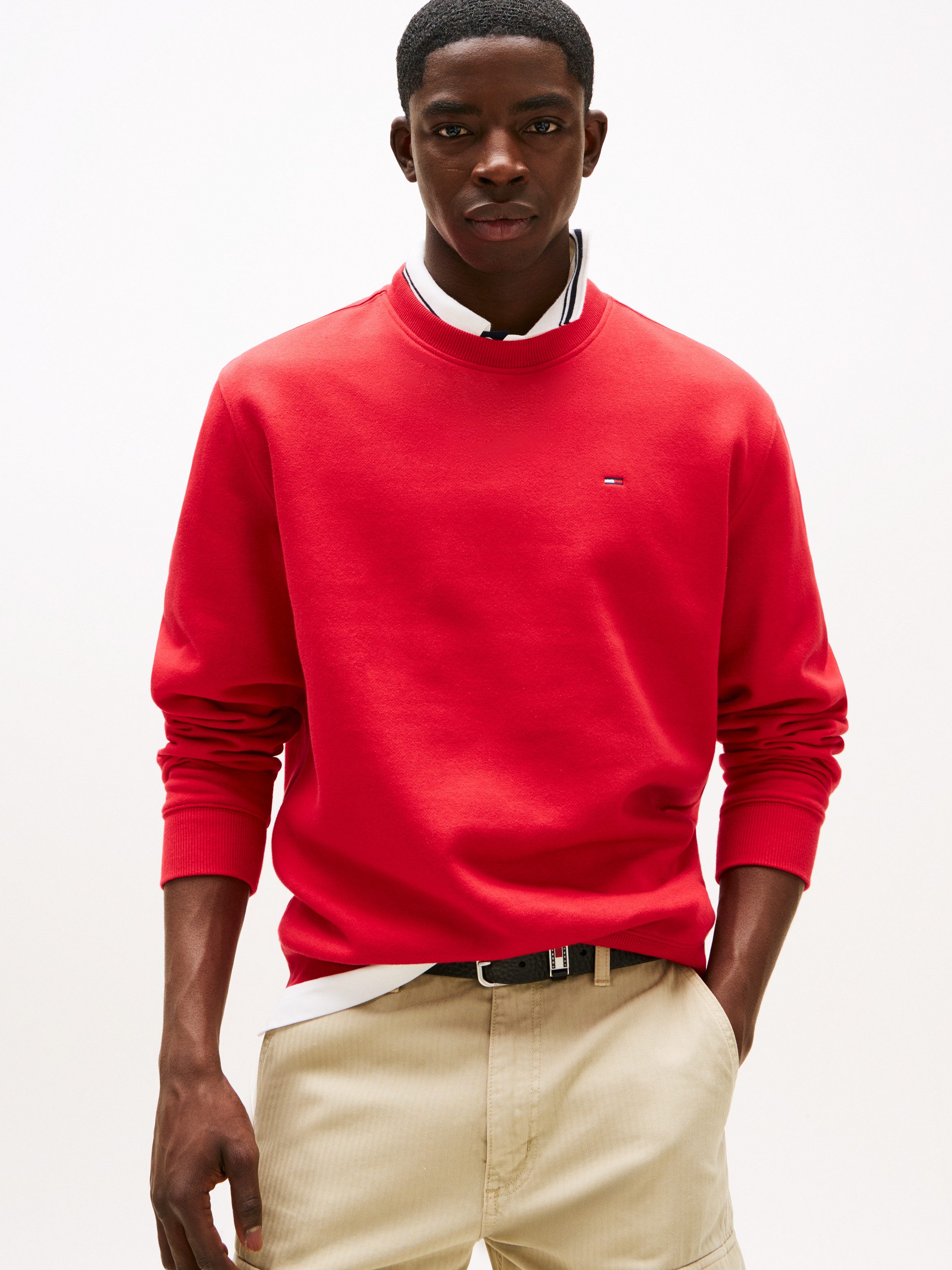 Tommy Jeans Sweatshirt TJM REG S FLAG CREW Mit besticktem Markenlogo auf Br günstig online kaufen