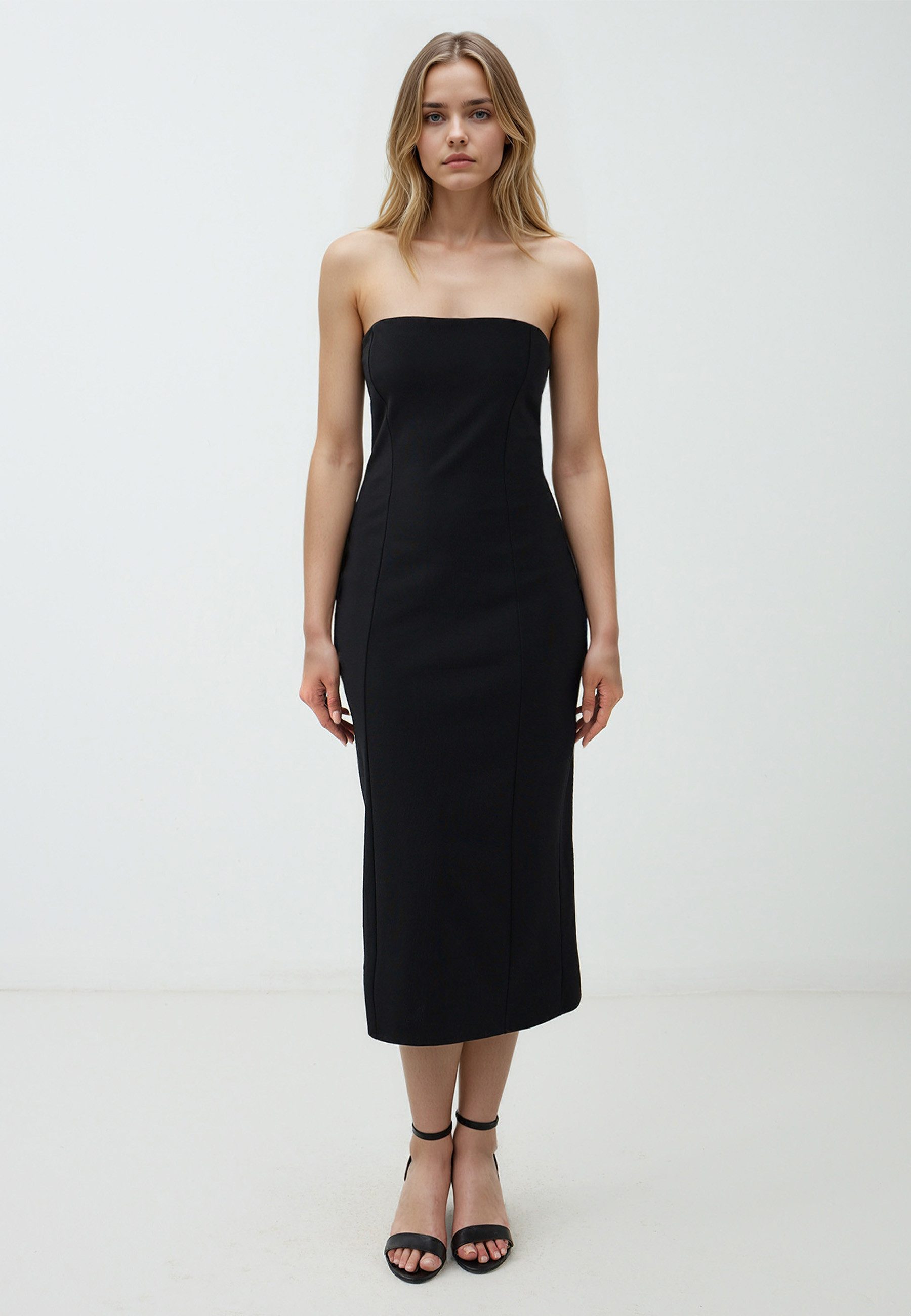 Midikleid Schwarzes Strickkleid im Slim Fit