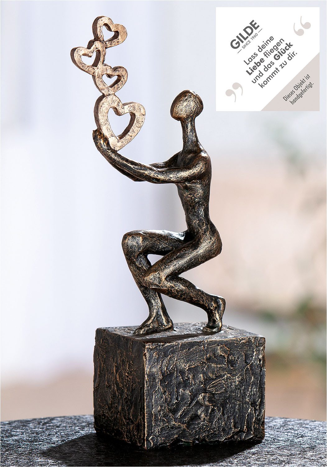 GILDE Skulptur Skulptur Person Flying Hearts