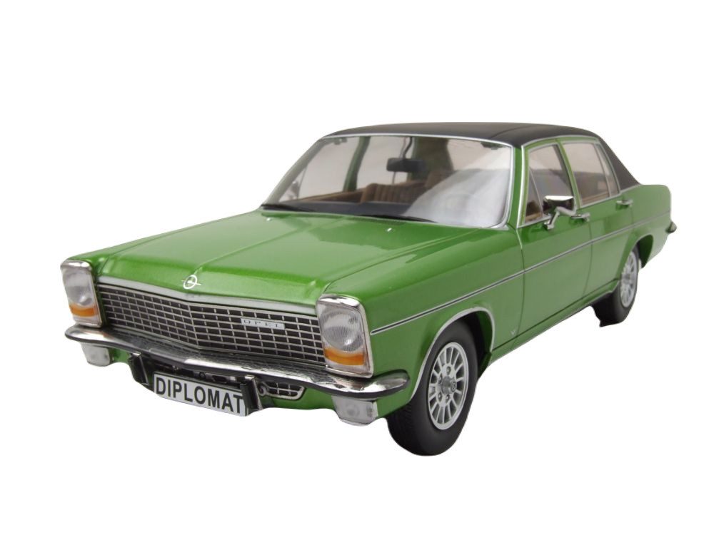 MCG Modellauto Opel Diplomat B 1972 grün metallic matt schwarz, Maßstab 1:18