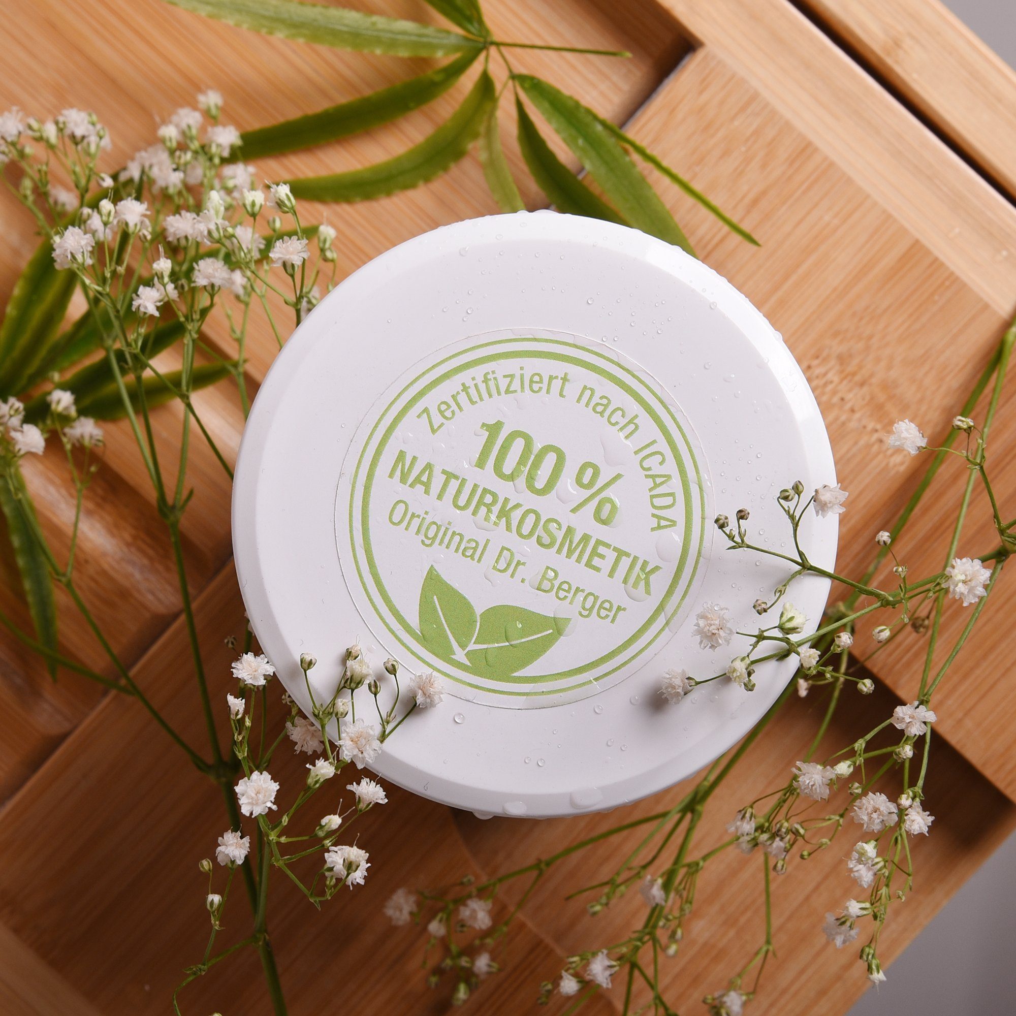 Dr. Berger Fußpflegecreme Original Dr. Berger Fußpflegebalsam mit Salbei und Weidenrinde 250 ml