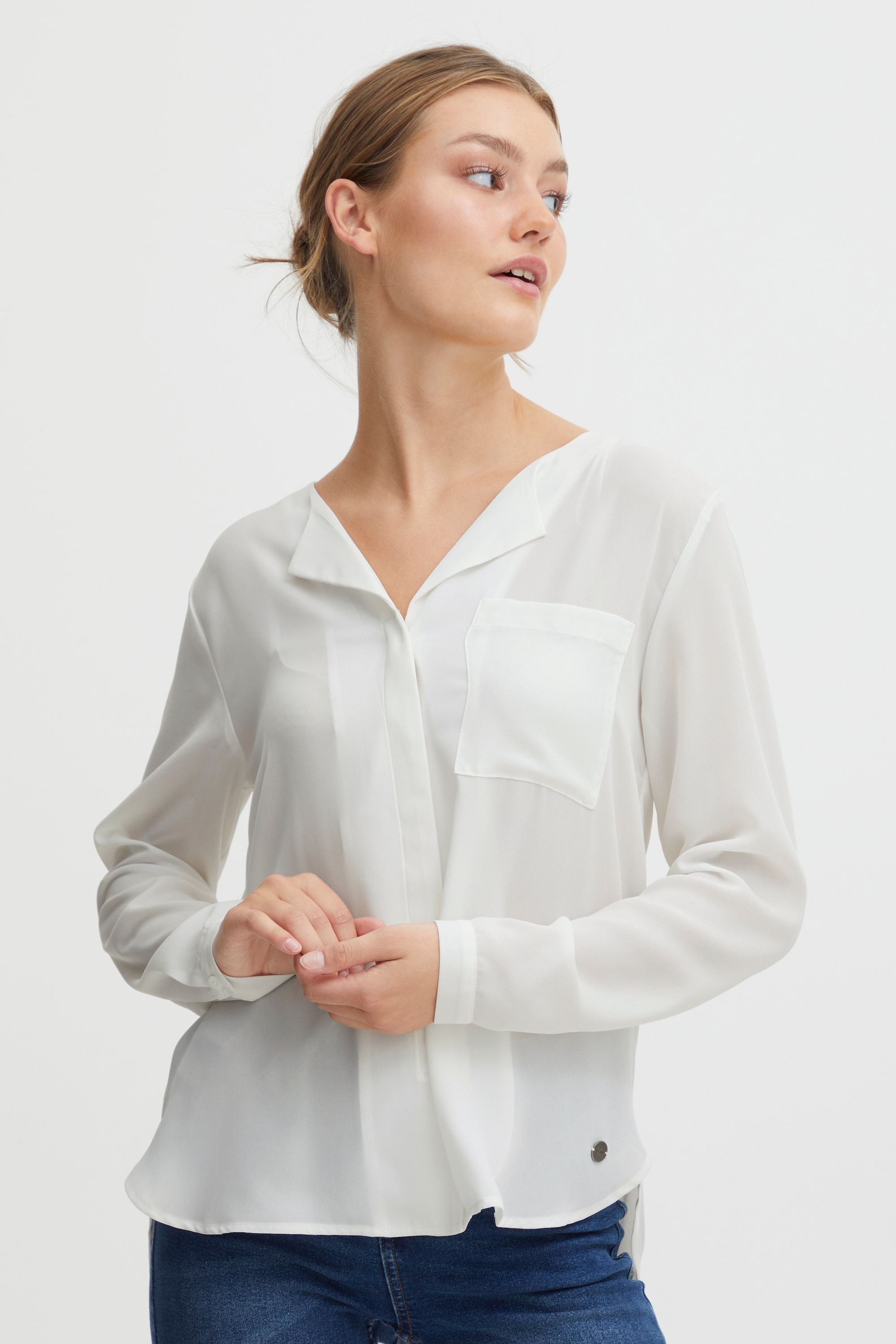 OXMO Langarmbluse OXHally Modische Bluse. Reduzierter Preis € 31,99. Unverbindliche Preisempfehlung € 54,99