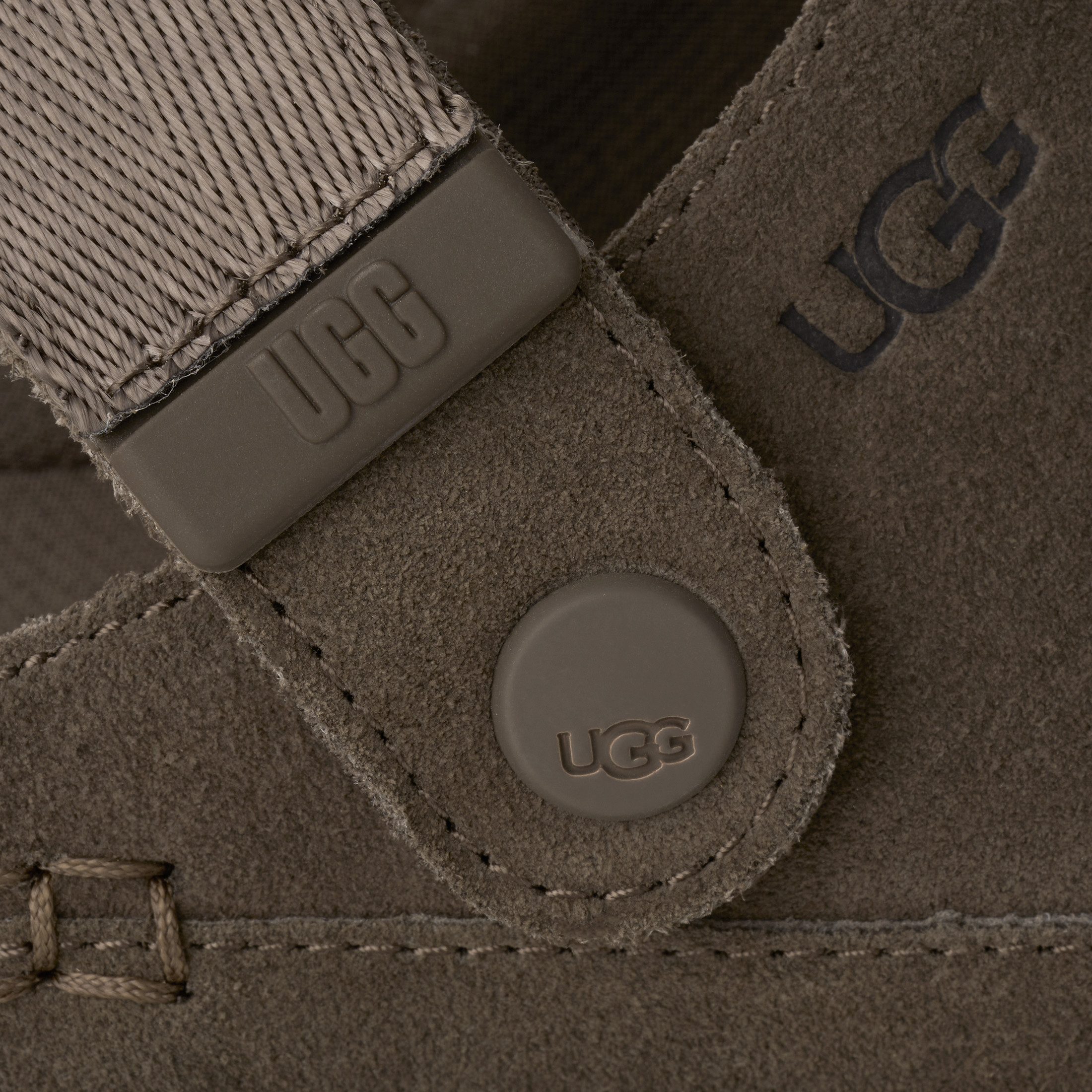 UGG Unisex W GOLDENSTAR CLOG Clog Homeslippers, Plateauschuh, Mule mit schw günstig online kaufen