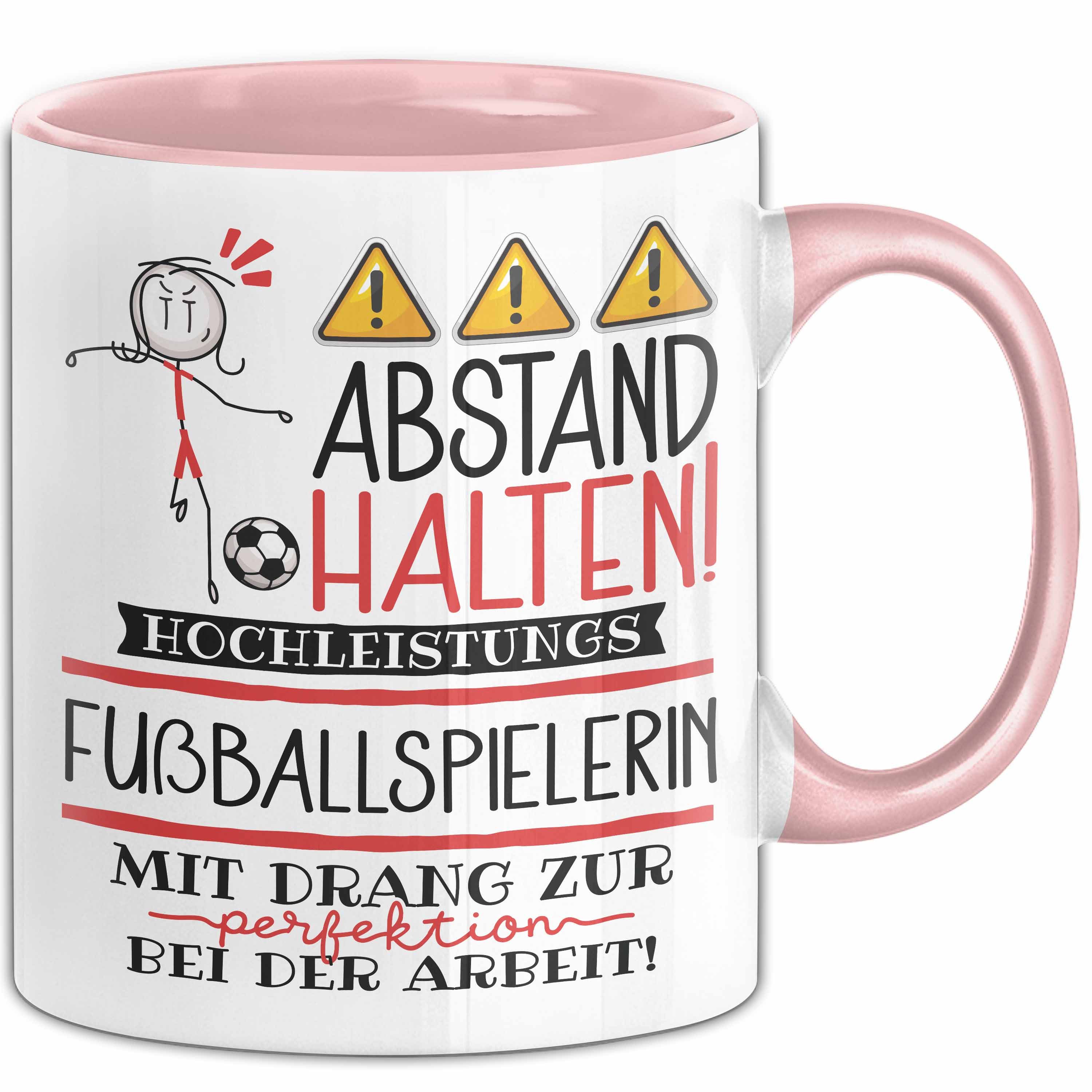 Trendation Tasse Fußballspielerin Tasse Geschenk Lustig Abstand Halten Hochleistungs-