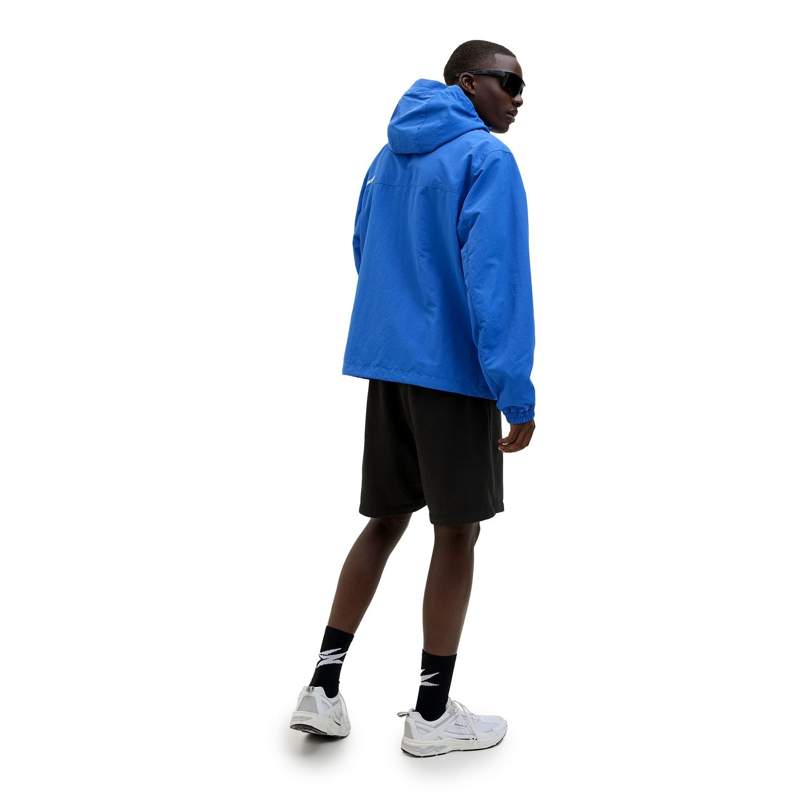 Jack & Jones Sweatshorts JPSTKARL Union Sweat Shorts LNG SN mit Schriftzug auf dem linken Bein