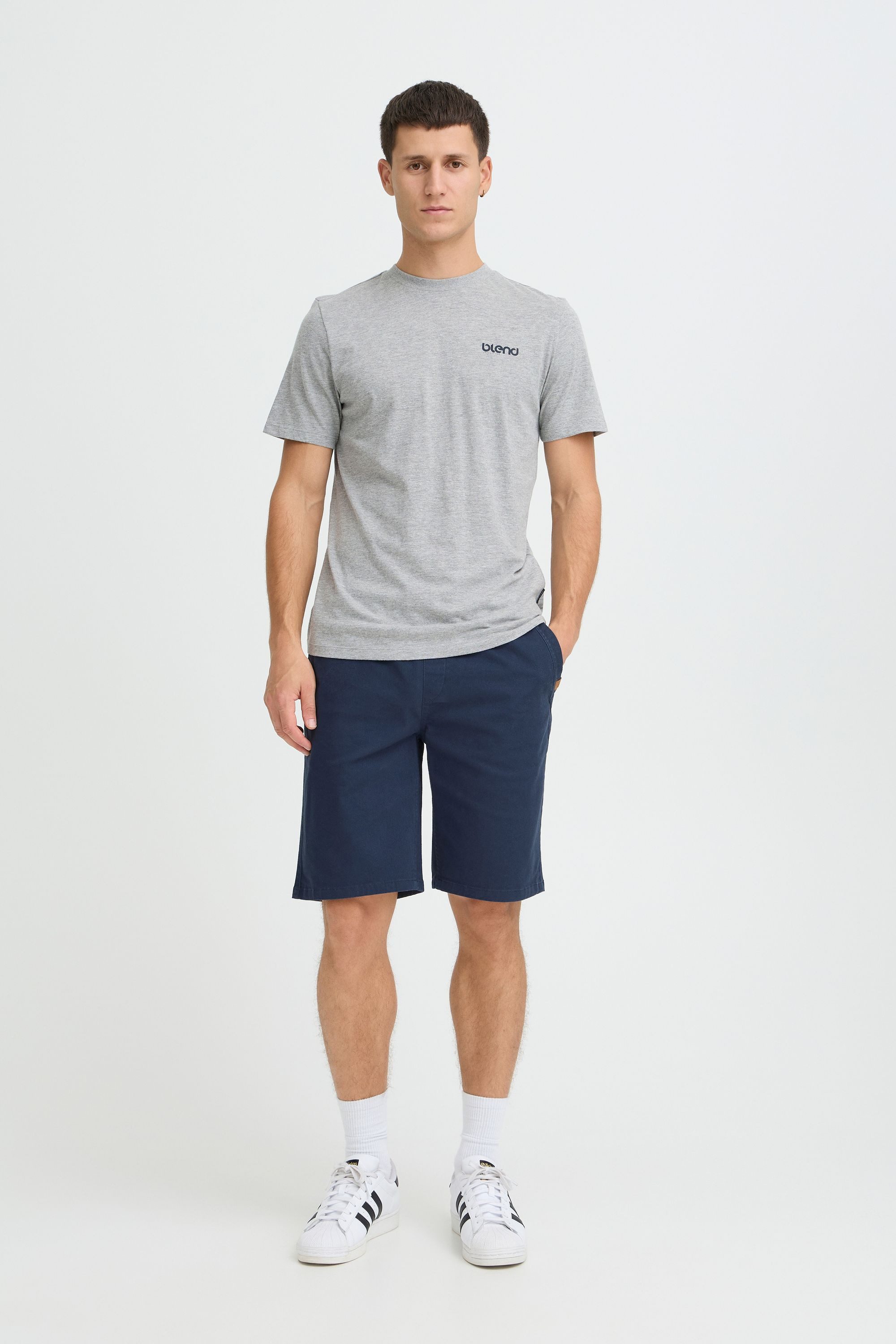 Blend Chinoshorts BHTirel Basic Chino Shorts mit Taschen