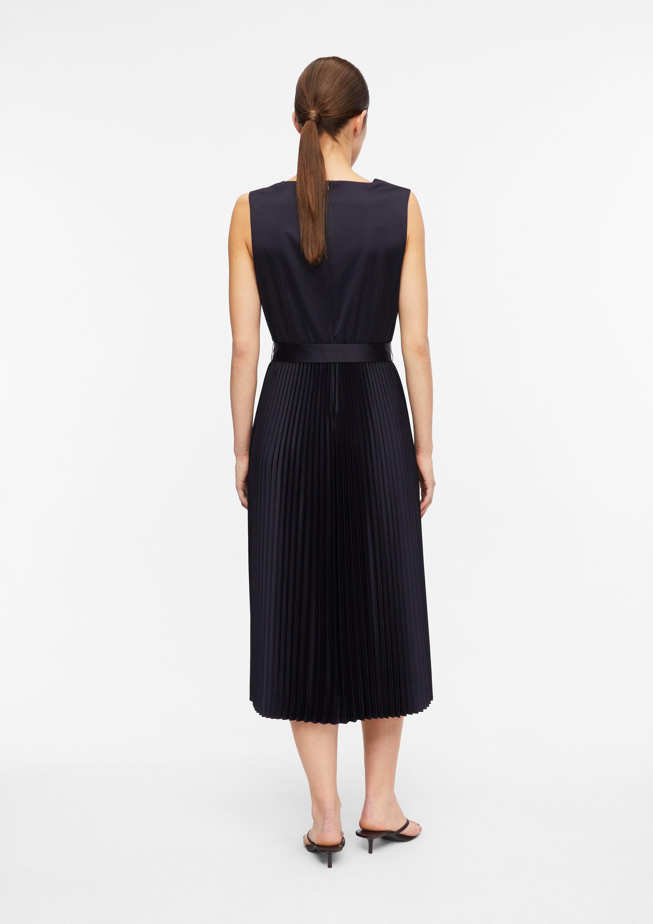 comma Midikleid Kleid Satinkleid mit Plissée-Rock