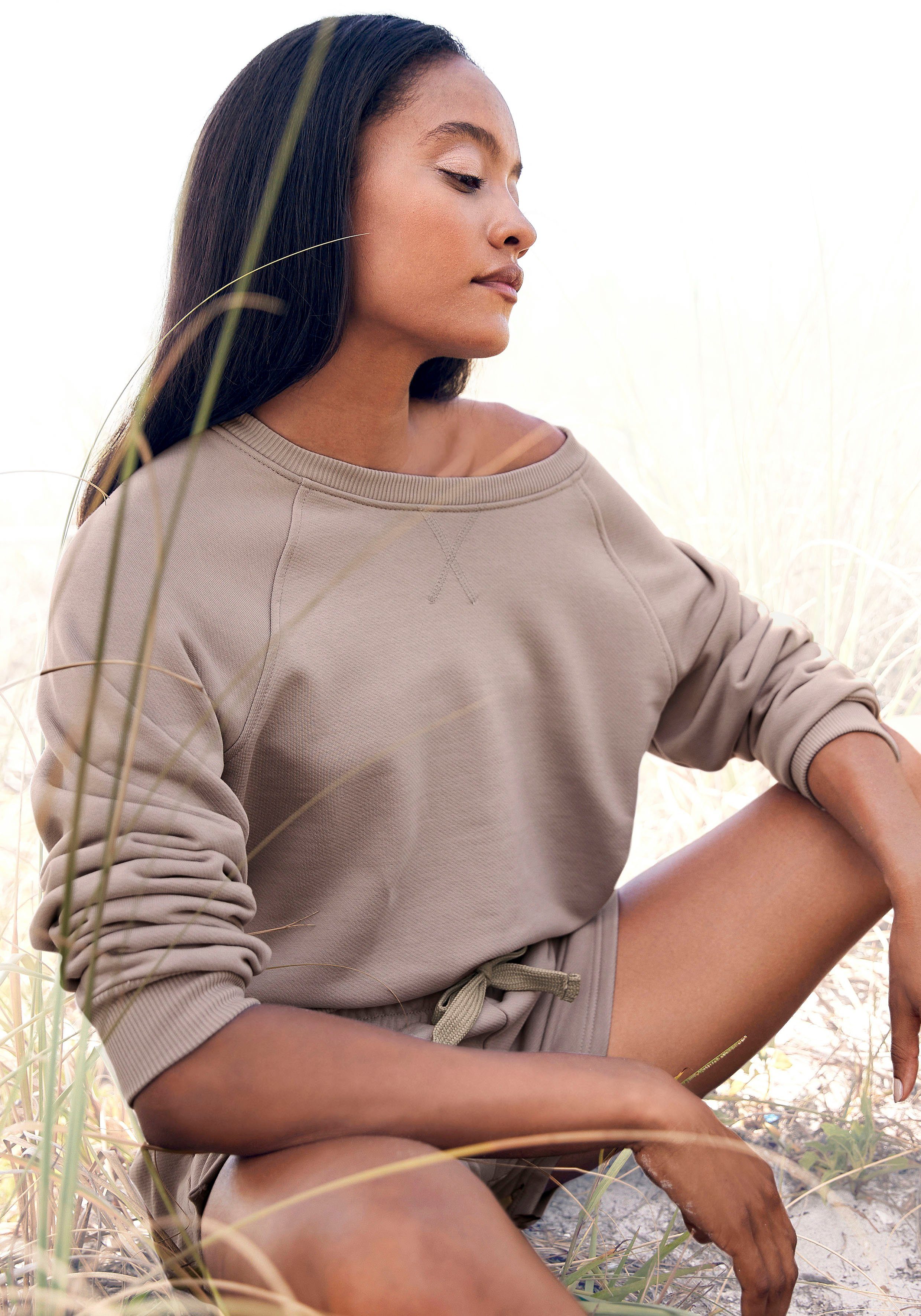 LASCANA Sweatshirt aus organischer Baumwolle, Loungeanzug hellbraun | Sweatshirts
