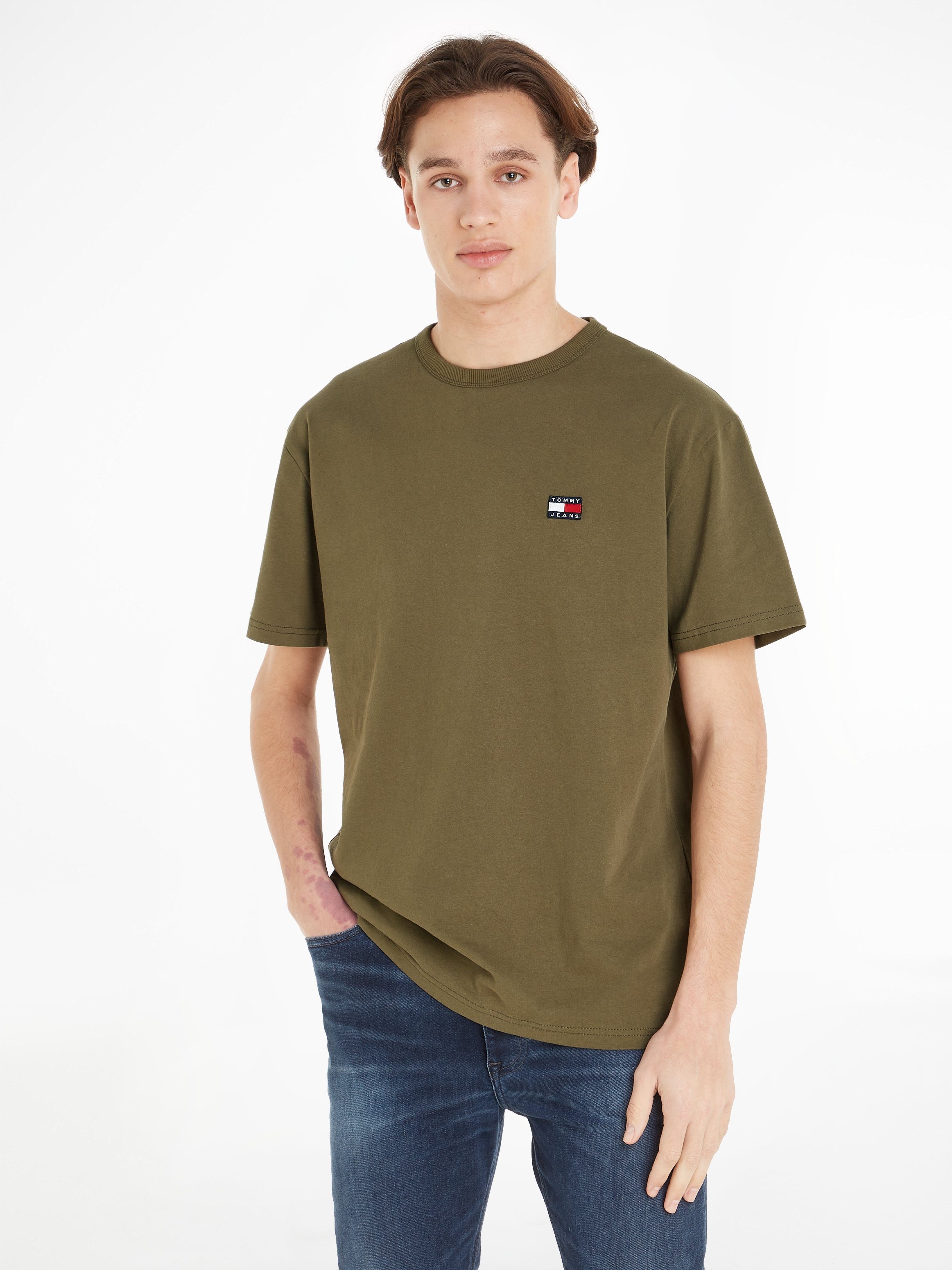 [Niedrigster Preis und höchste Qualität] Tommy Jeans T-Shirt TEE Drab Green BADGE CLSC TOMMY Olive XS TJM