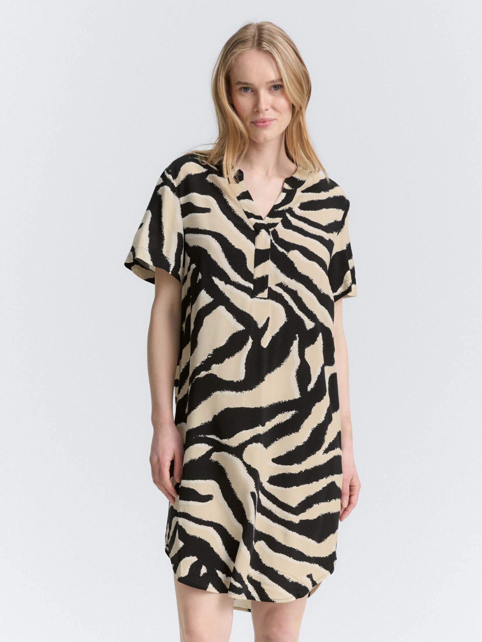 TOM TAILOR Sommerkleid Kleid aus Viskose günstig online kaufen