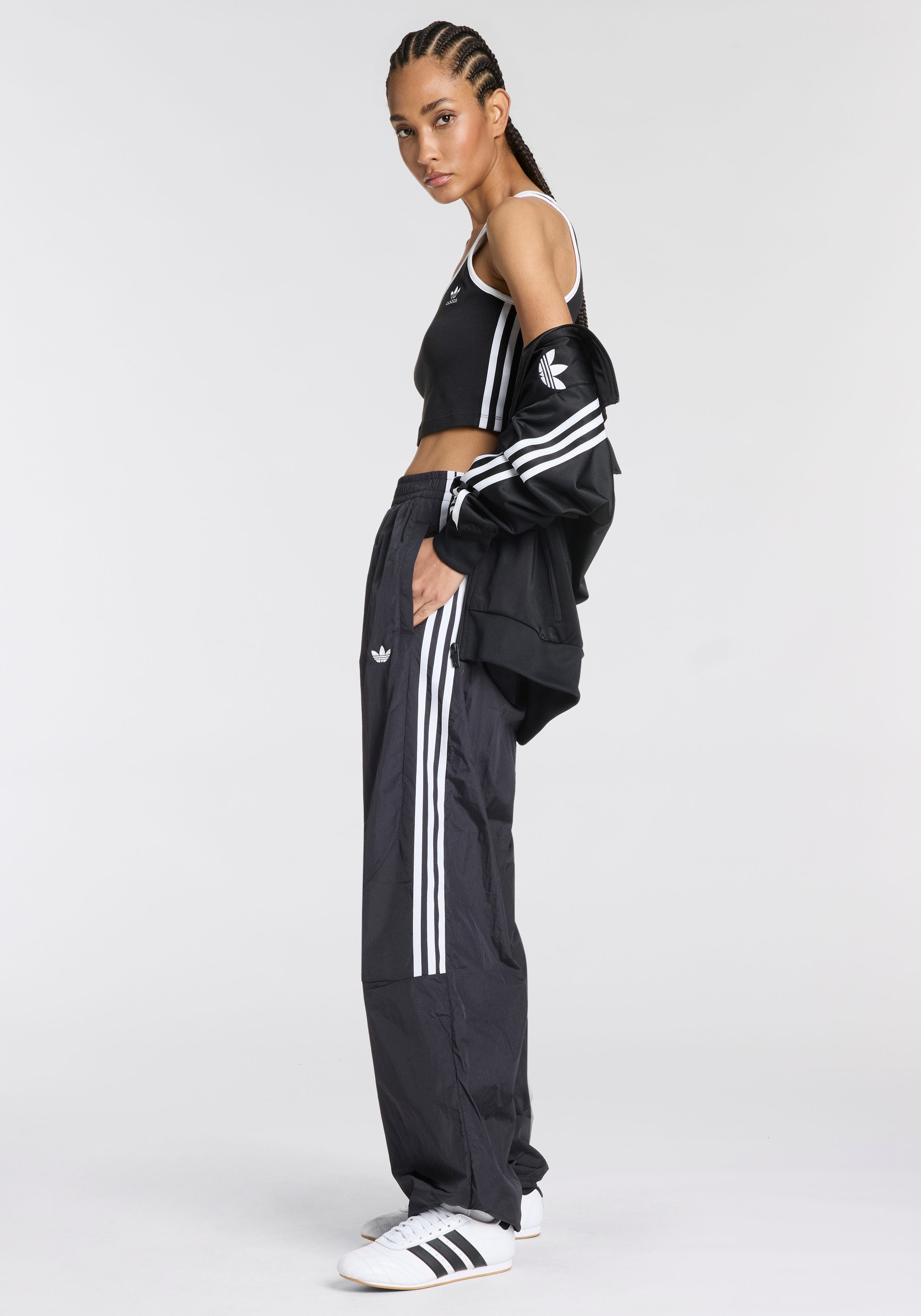 Zum Outfit 11