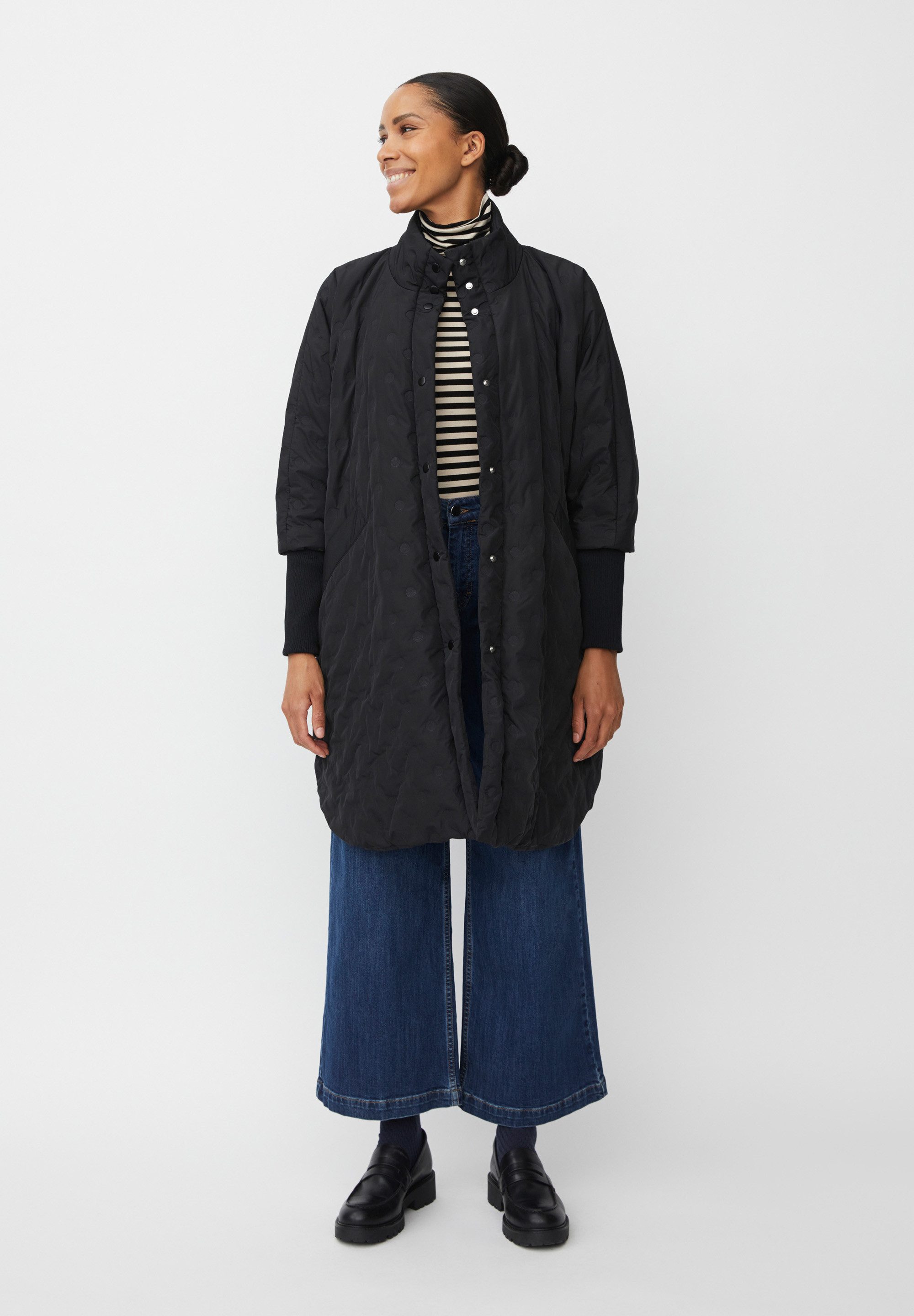 Masai Steppmantel MaTilda Komfortabler Schnitt, ruhige Struktur, elegantes Flair