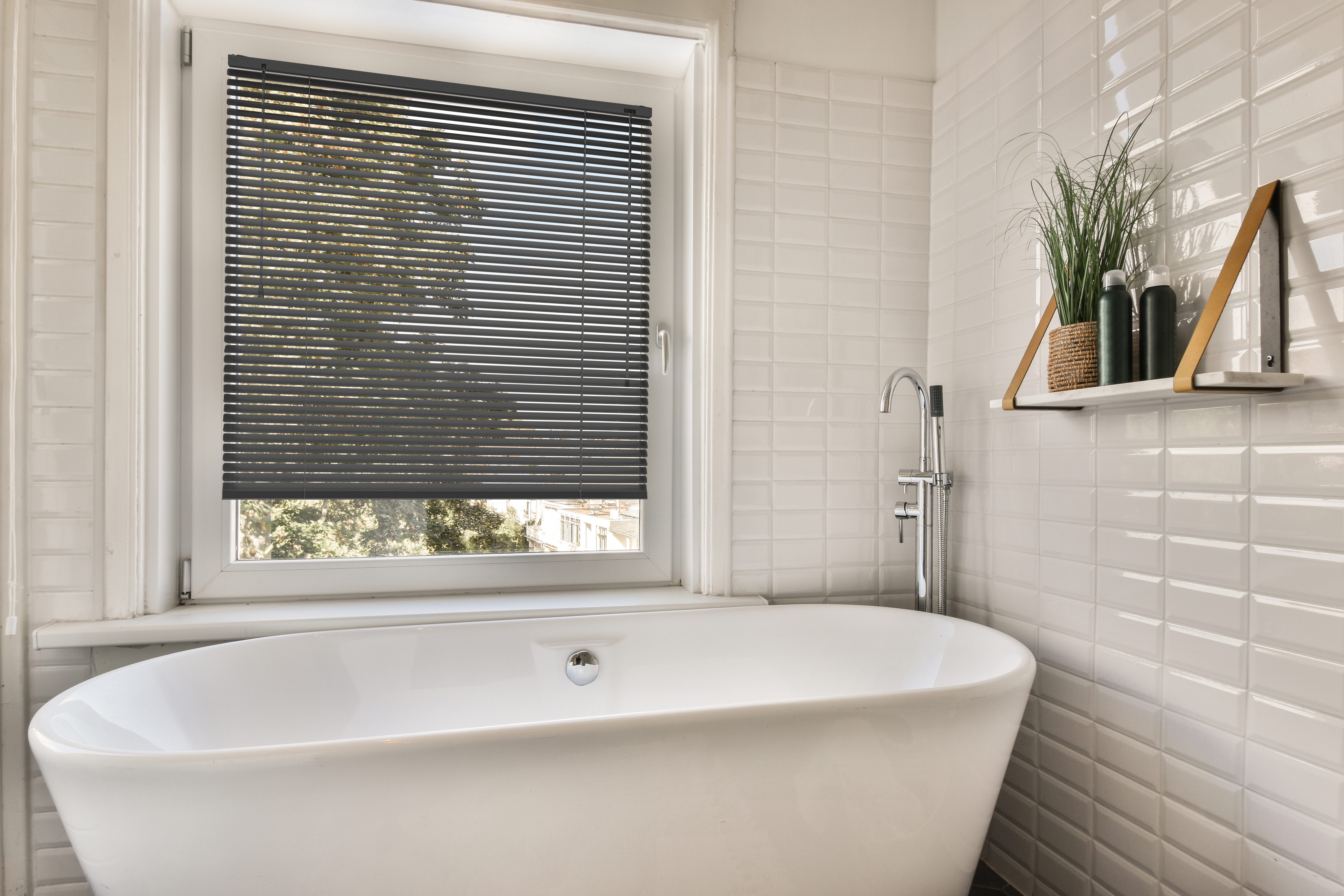 Sonello Jalousie Klemmfix ohne mit Bohren 30cm x 100cm Anthrazit Aluminium Jalousette, Klemmfix, Inkl. Halterung für Decken- u. Wandmontage Alu Jalousie Fenster – Bild 4 von 5