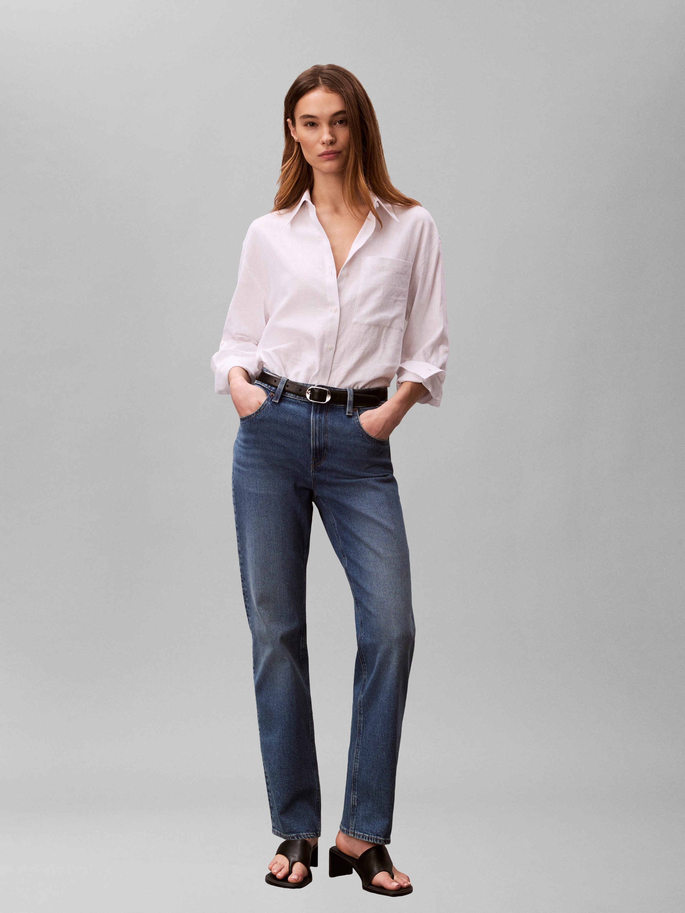 Calvin Klein Jeans High-waist-Jeans Regular fit mit high waist Passform – Bild 5 von 5