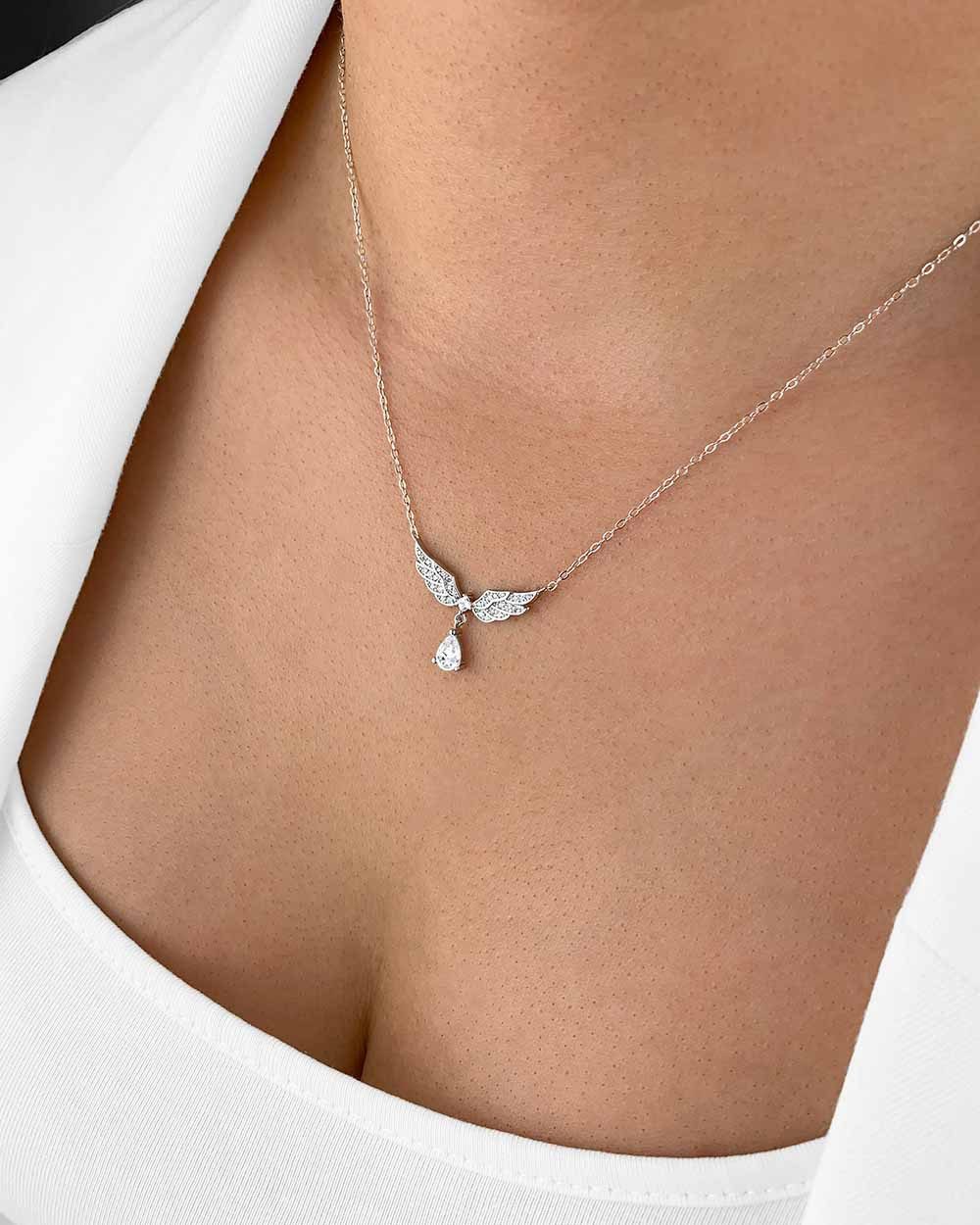 DANIEL CLIFFORD Kette mit Anhänger 'Joana' Damen Halskette Silber 925 Flügel Anhänger Kristall Tropfen (inkl. Verpackung), Silberkette 45cm mit Kristall-Anhänger Kristallflügel